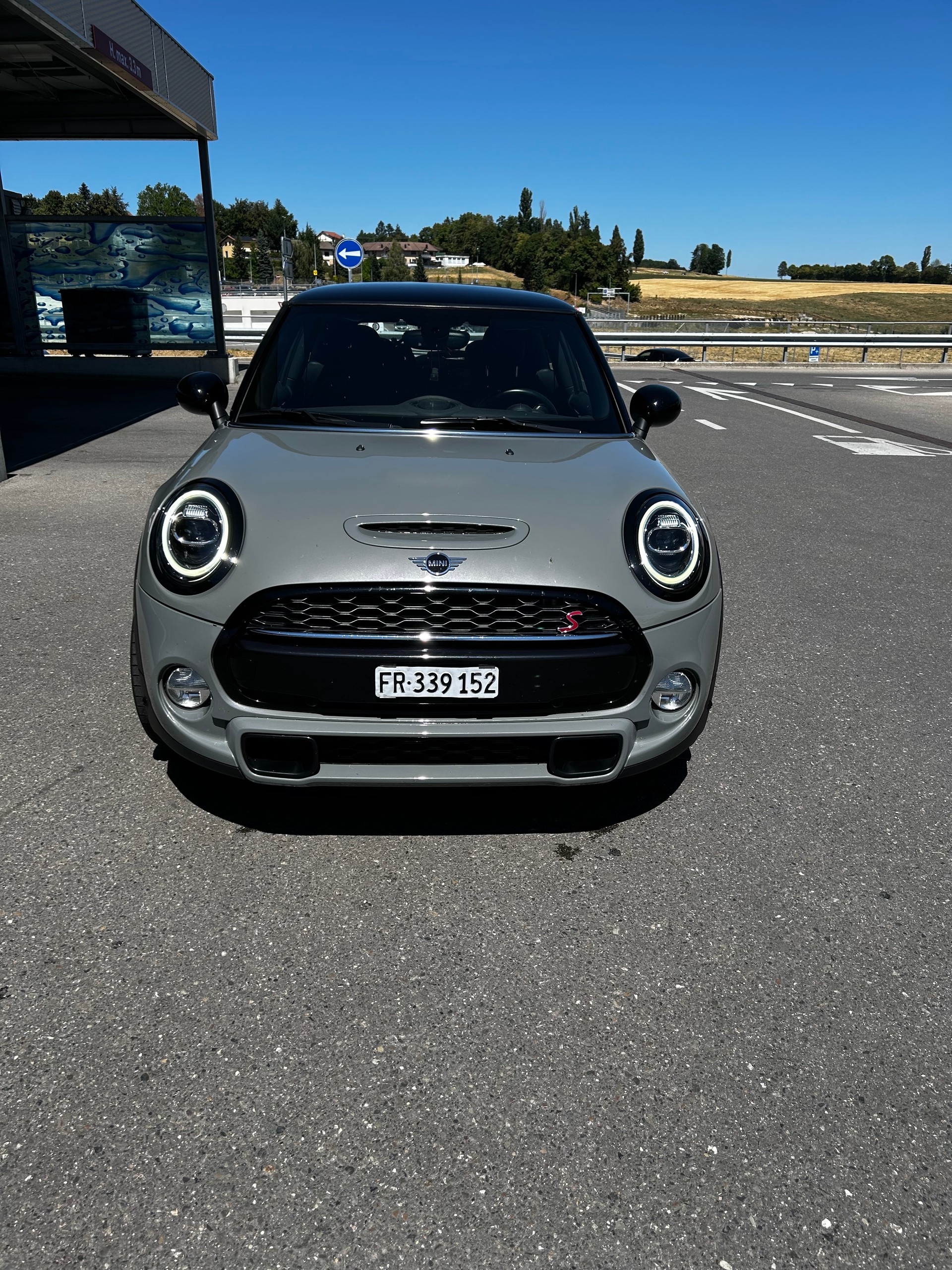 MINI 2.0i Cooper S-image-1