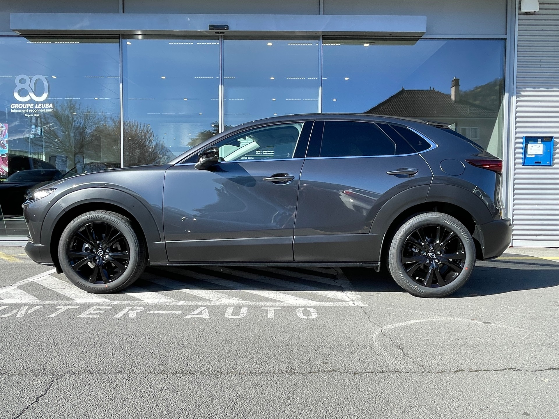 MAZDA CX-30 SKYACTIV-X 186 M Hybrid Homura AWD AT-image-2