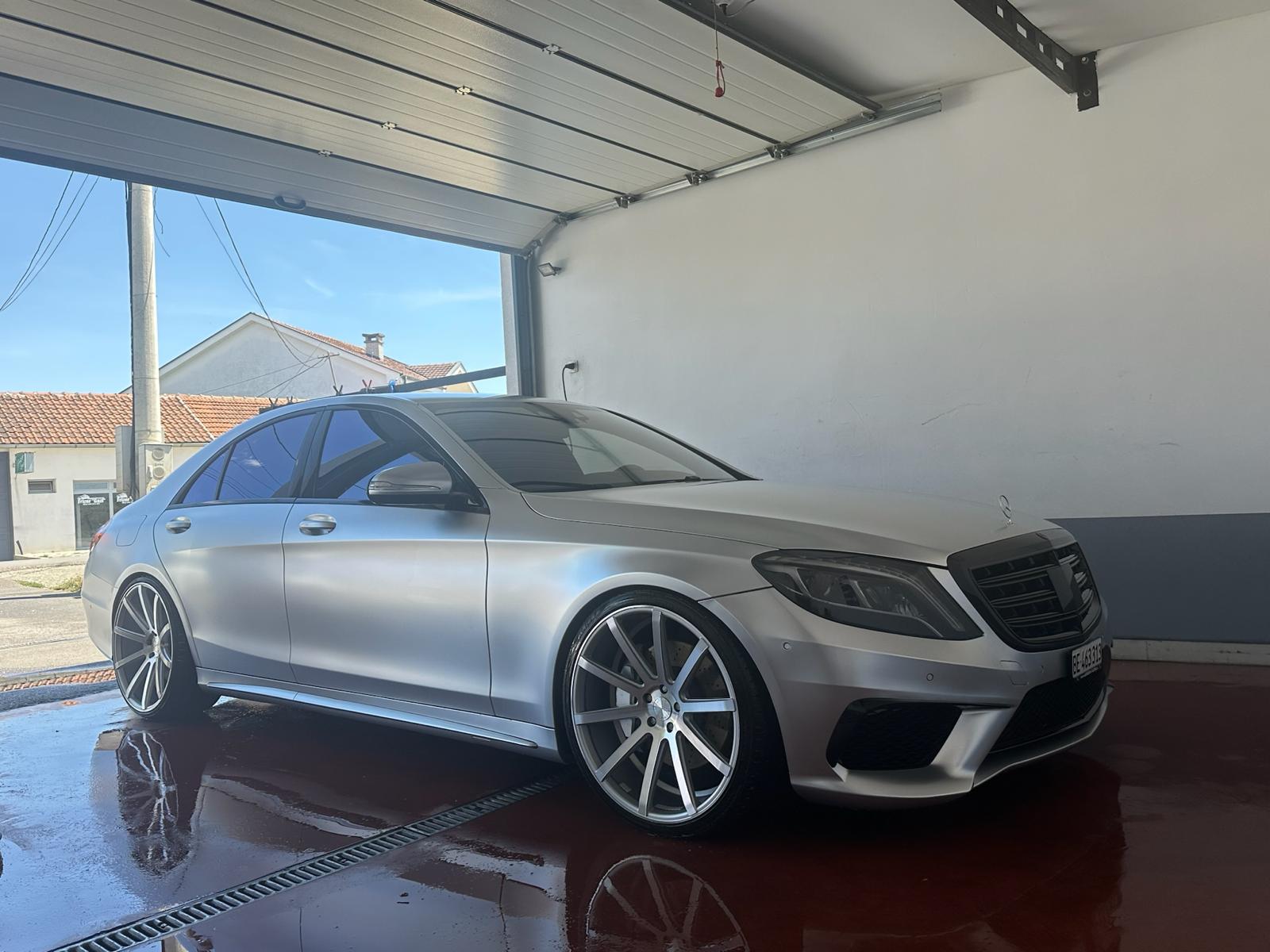 MERCEDES-BENZ S 500 V8 4matic-image-2