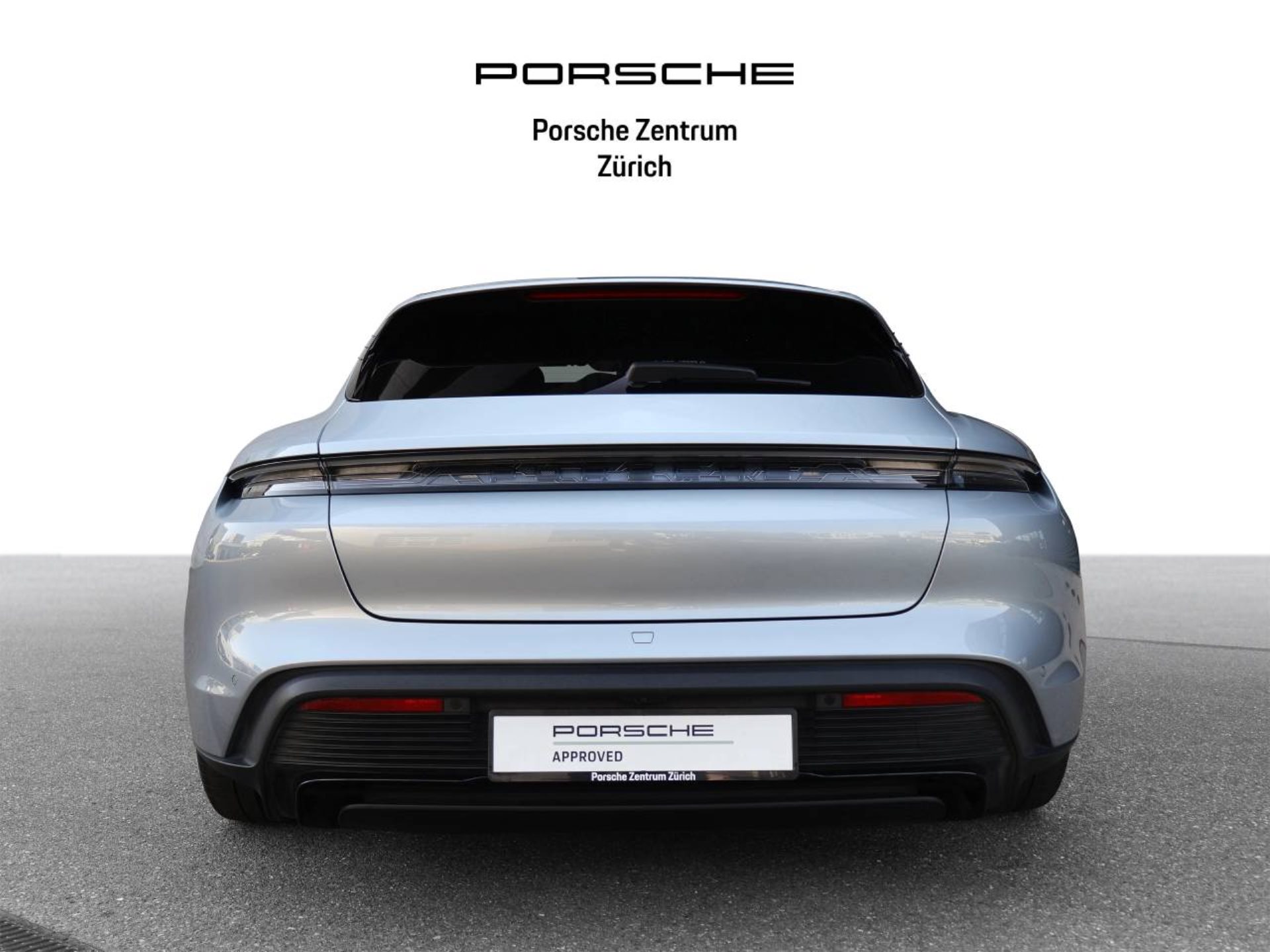 PORSCHE Taycan GTS Sport Turismo-image-10