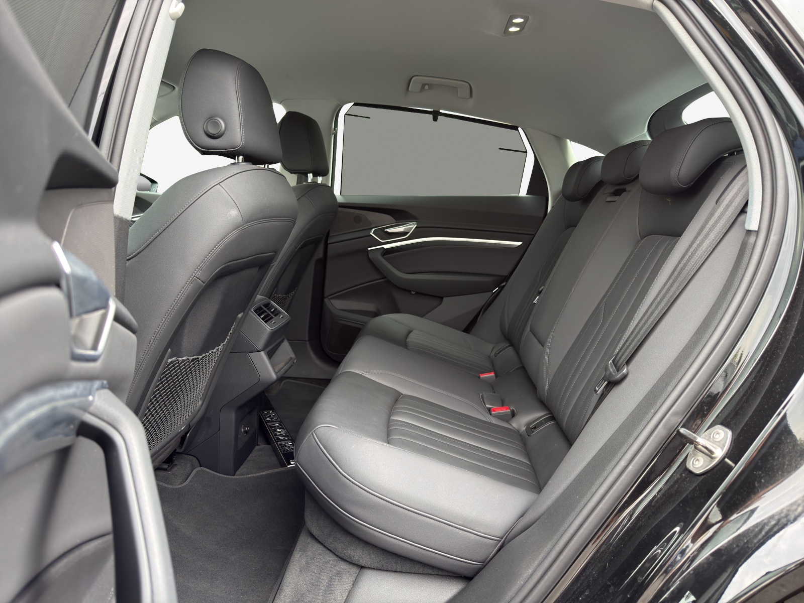 AUDI e-tron 50 Sportback S Line Attraction quattro-image-12
