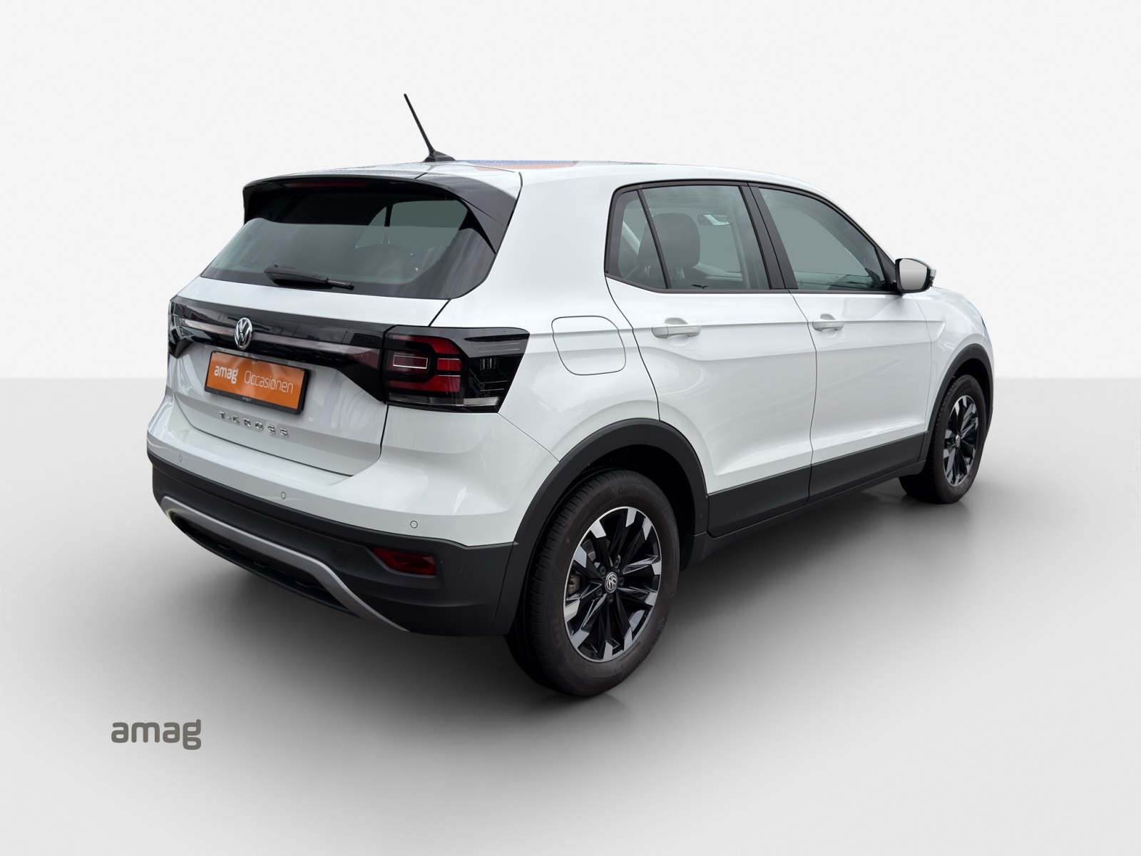 VW T-Cross 1.0 TSI-image-4