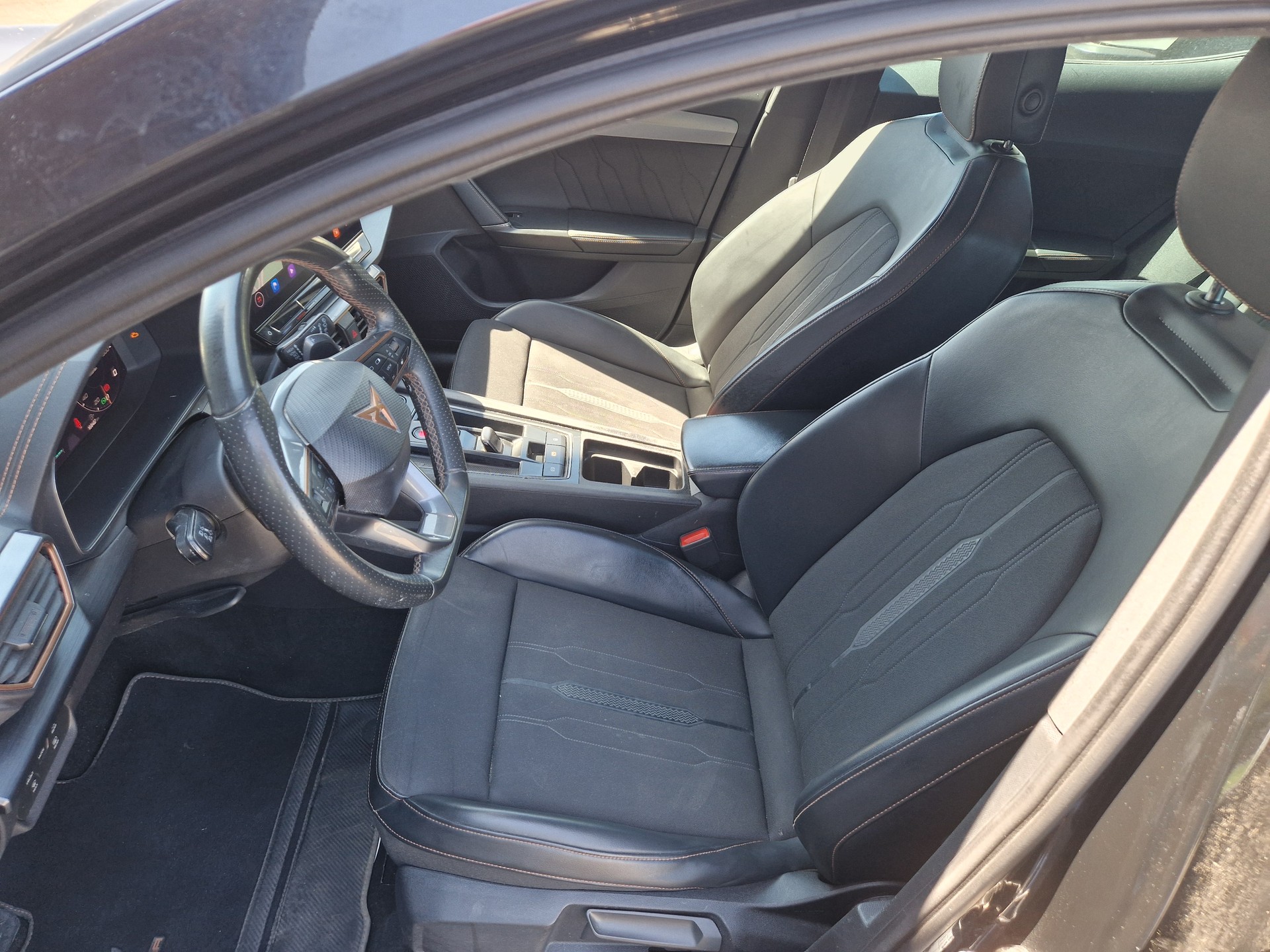 CUPRA Formentor 1.4 e-HYBRID pHEV DSG-image-11