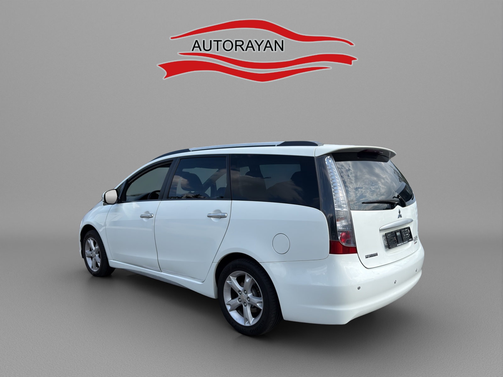 MITSUBISHI Grandis 2.0 16V DID Swiss Edition-image-5