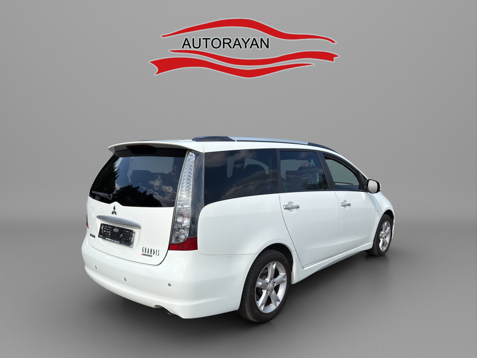 MITSUBISHI Grandis 2.0 16V DID Swiss Edition-image-4