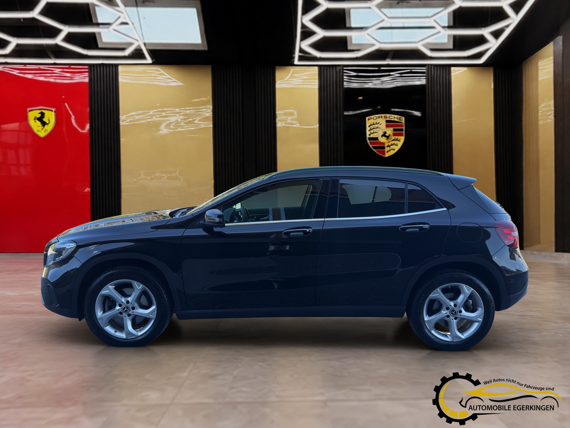MERCEDES-BENZ GLA 250 Urban 4m-image-7
