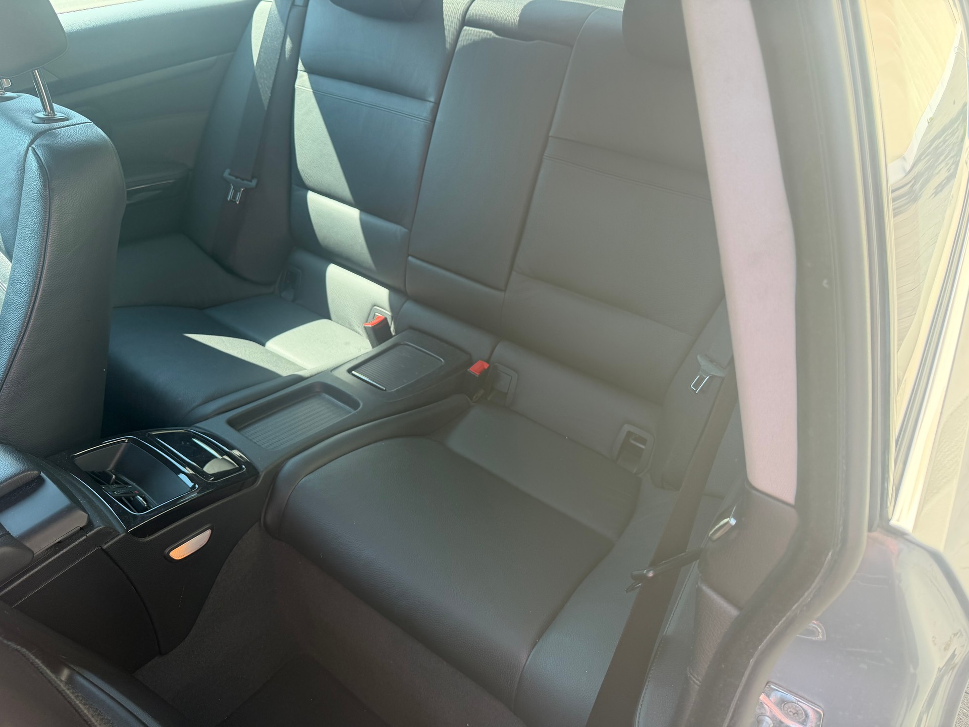 BMW 330i xDrive Coupé-image-9