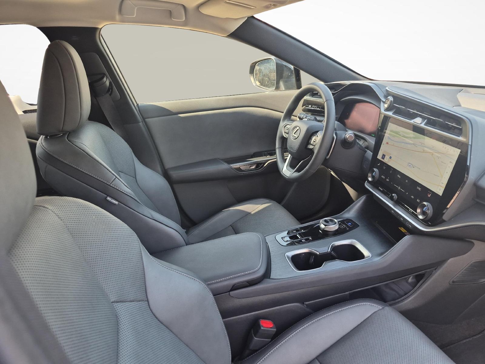 LEXUS RZ 450e Comfort-image-10