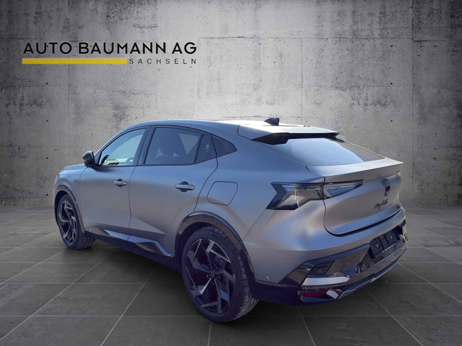 RENAULT Rafale 1.2 E-Tech Plug-in Hybrid 300 4x4 Atelier Alpine-image-4