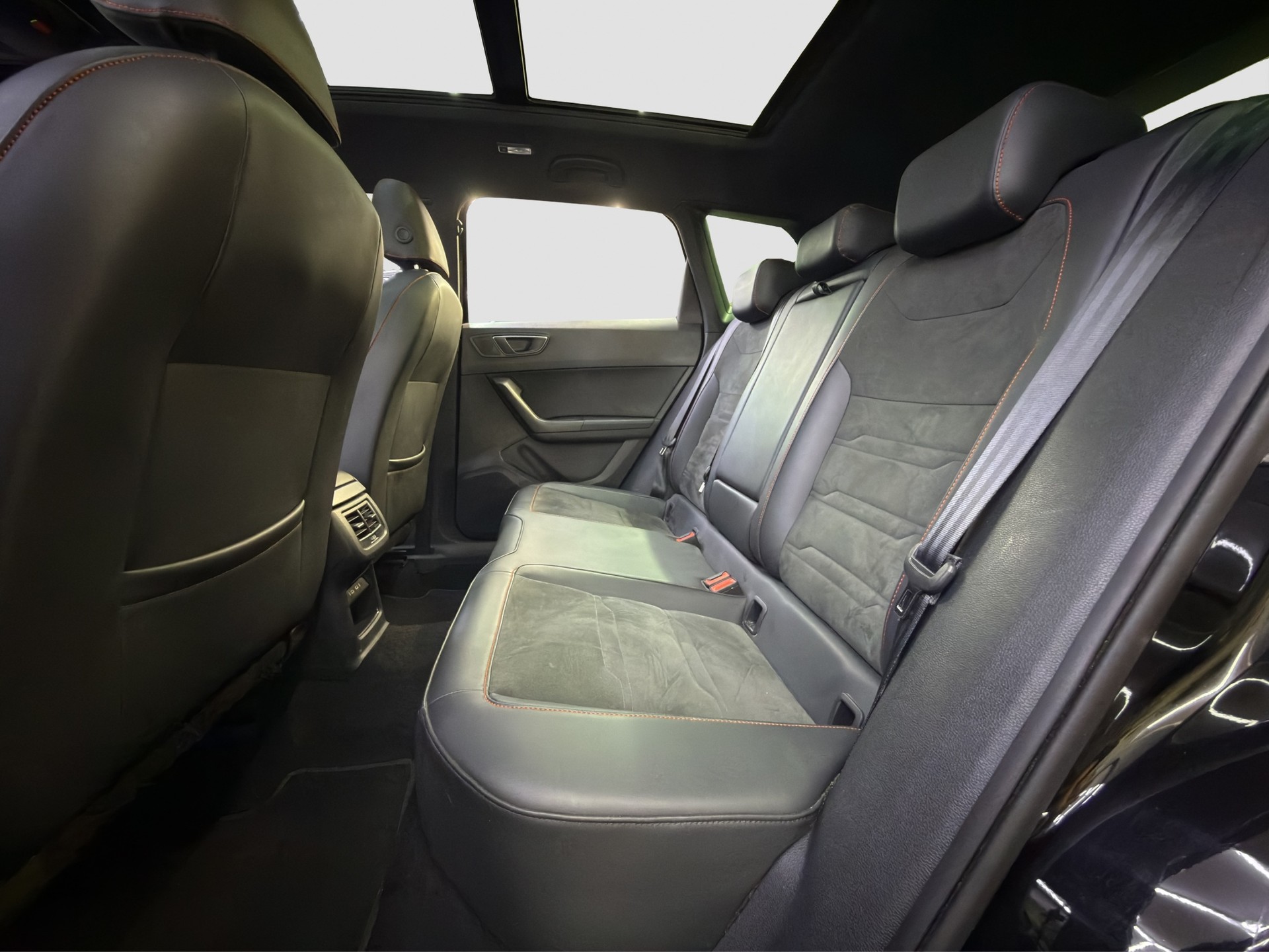 SEAT Ateca 2.0 TSI FR 4Drive DSG-image-12