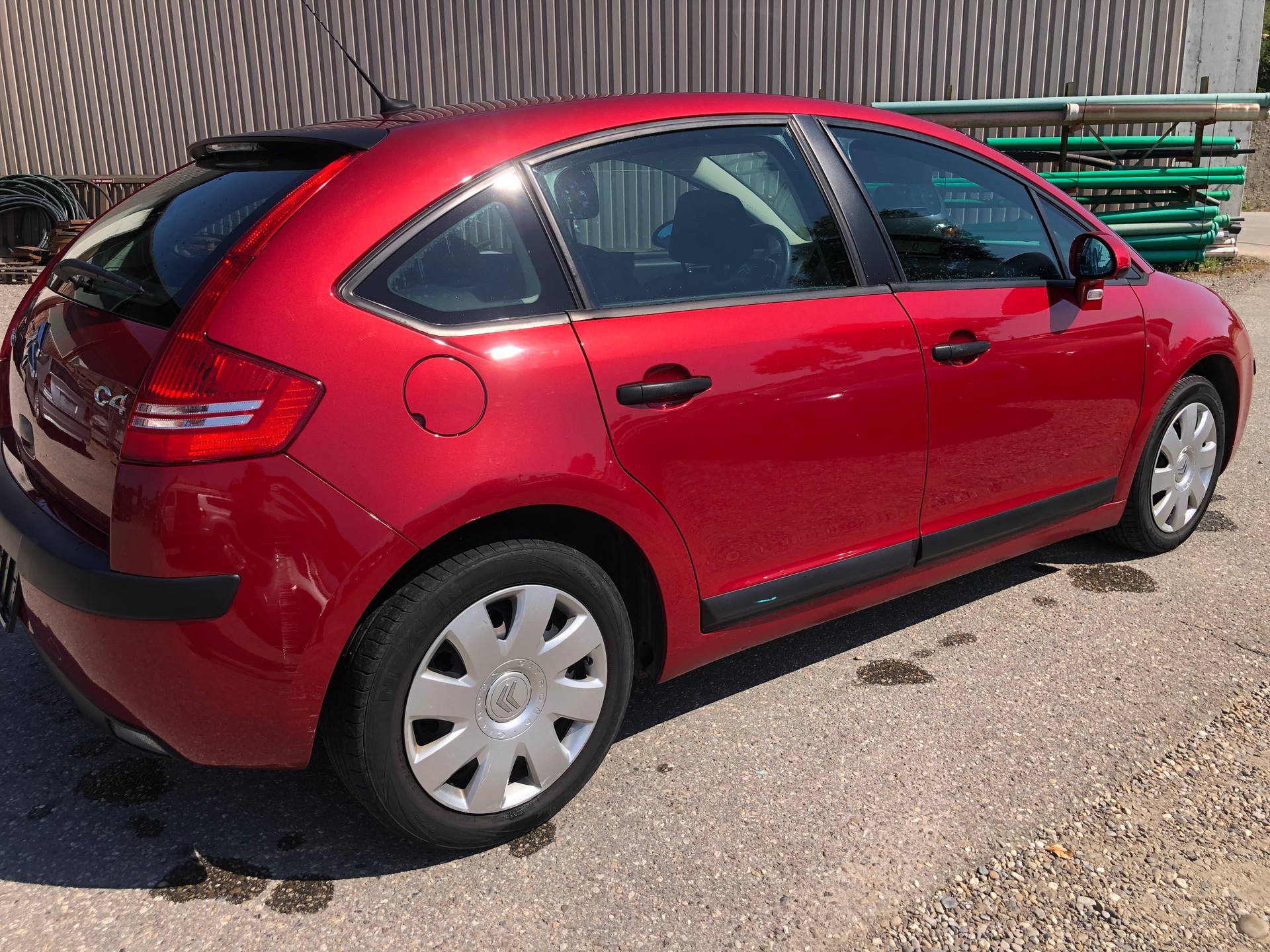 CITROEN C4 Berline 1.6i 16V VTR-image-3