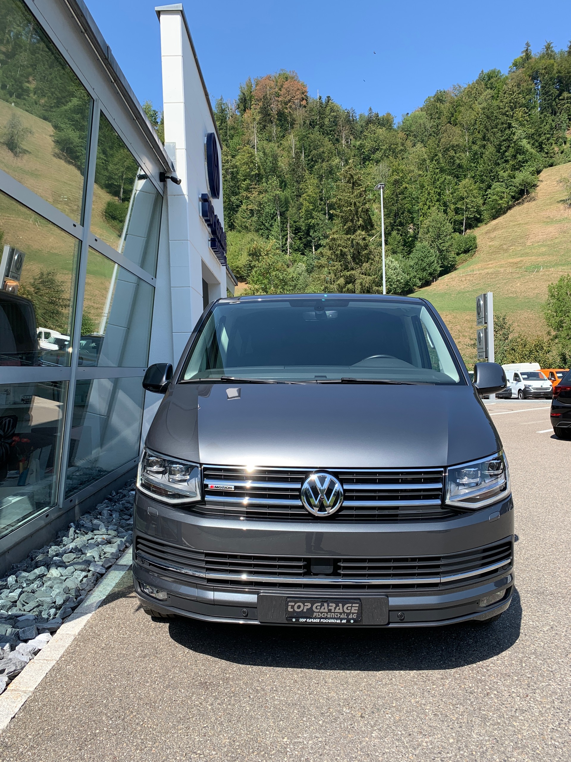 VW T6 Multivan 2.0 Bi-TDI Highline Liberty 4Mot. DSG-showroom-element-1