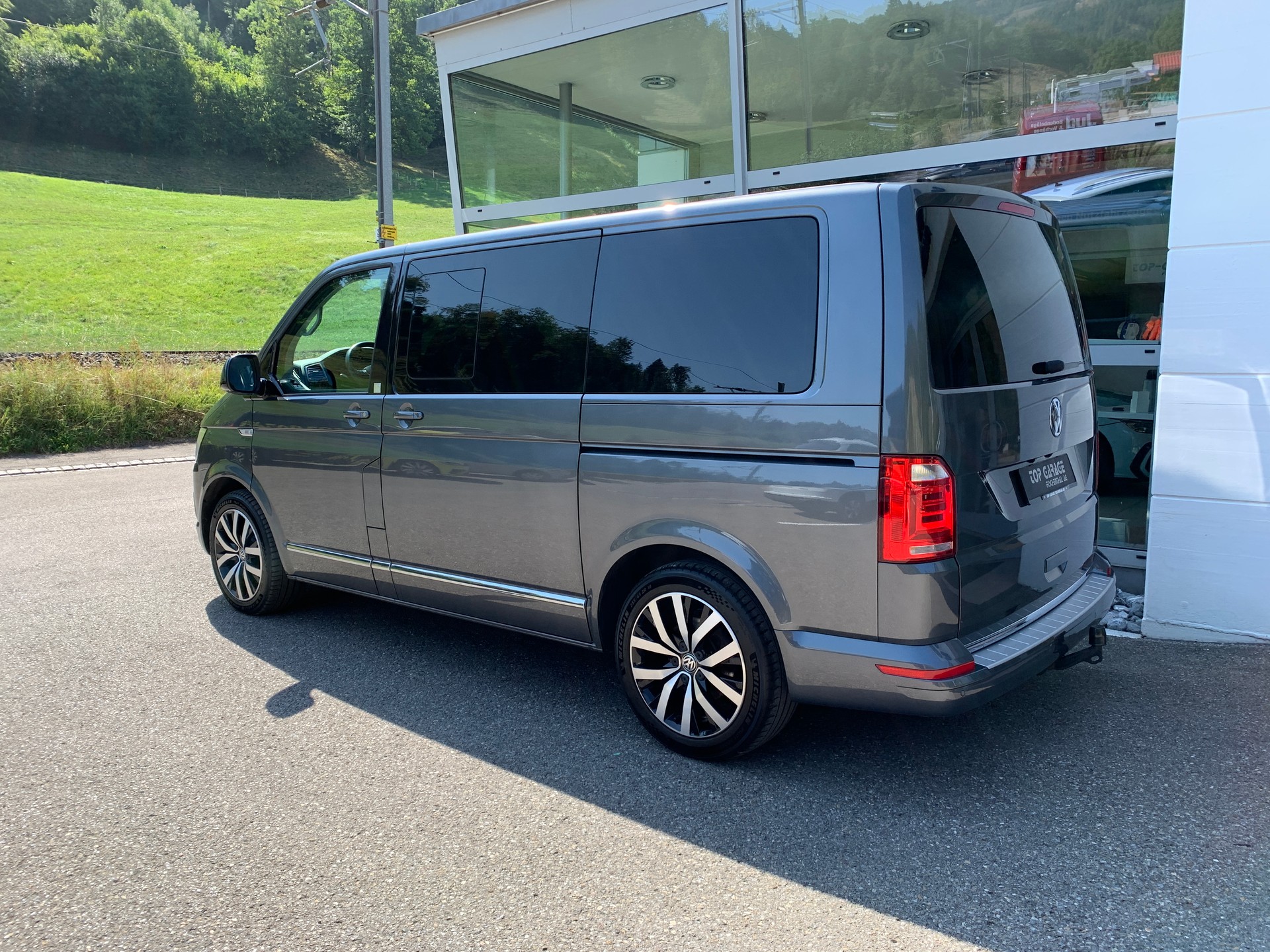 VW T6 Multivan 2.0 Bi-TDI Highline Liberty 4Mot. DSG-image-4