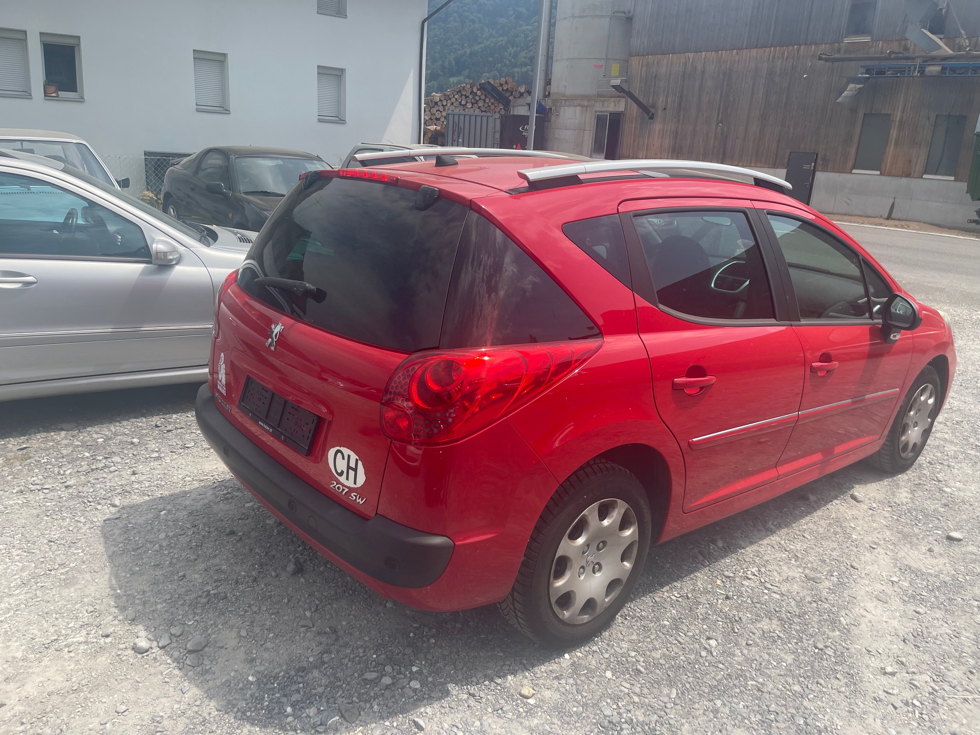 PEUGEOT 207 SW 1.6 16V Sport-image-1