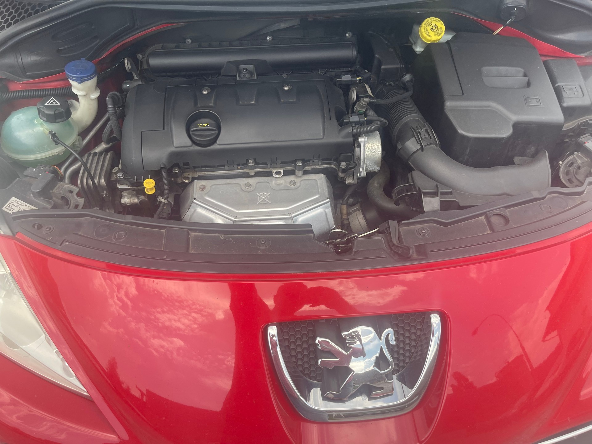 PEUGEOT 207 SW 1.6 16V Sport-image-10