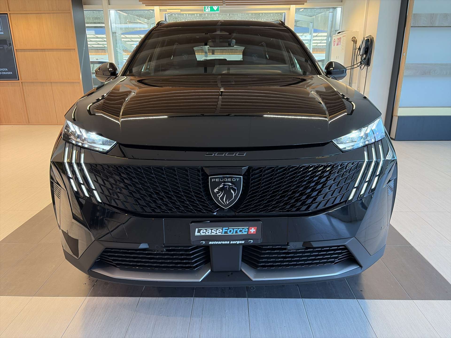 PEUGEOT 5008 145 Hybrid GT 7-Plätzer e-DCS-Automat-image-10