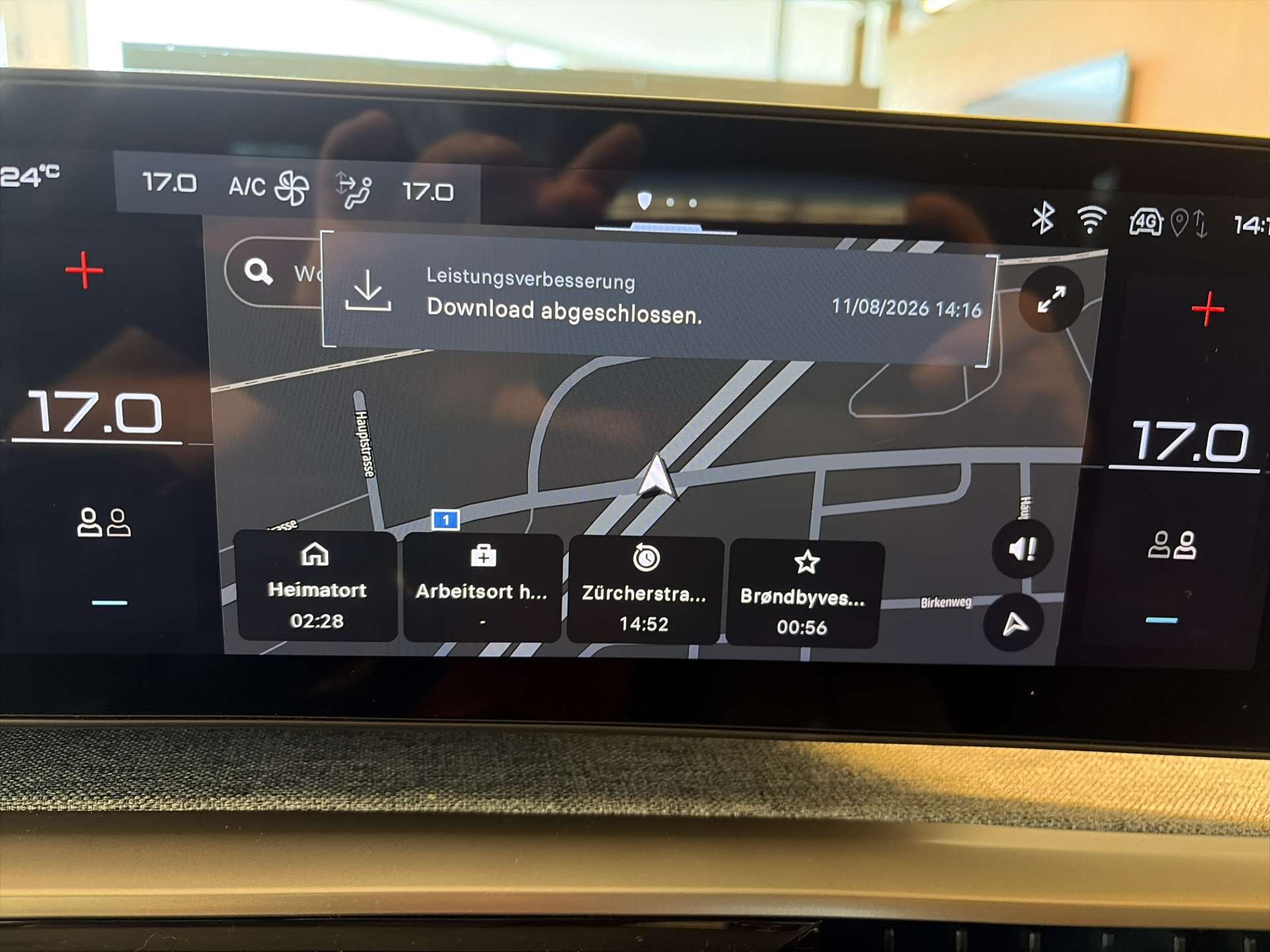 PEUGEOT 5008 145 Hybrid GT 7-Plätzer e-DCS-Automat-image-1
