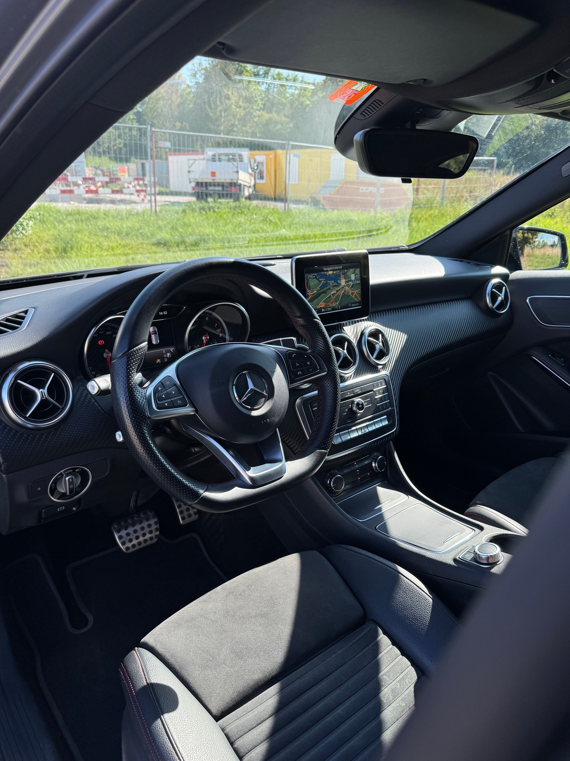 MERCEDES-BENZ A 180 AMG Line 7G-DCT / ab MFK bei Verkauf-image-8