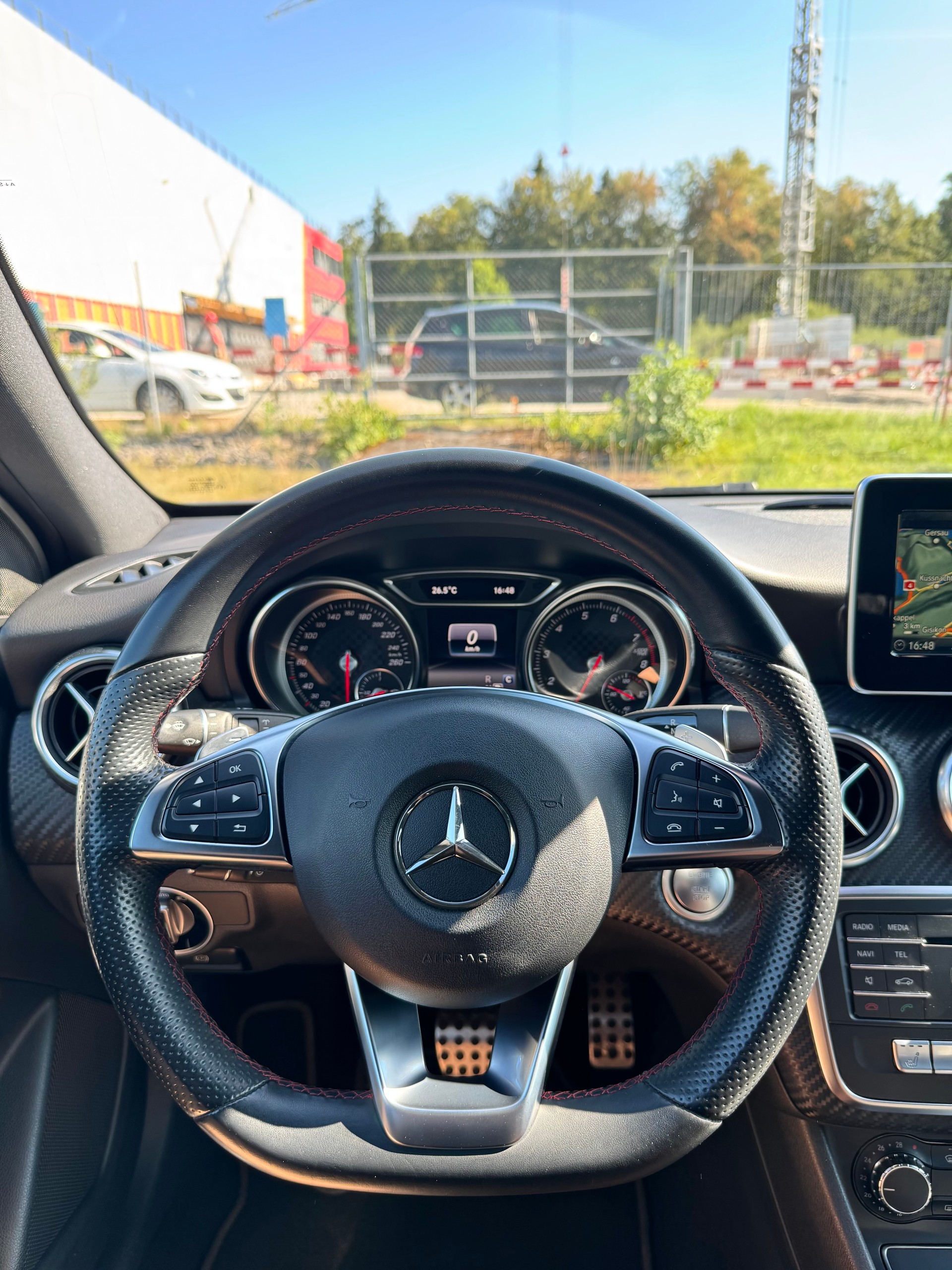MERCEDES-BENZ A 180 AMG Line 7G-DCT / ab MFK bei Verkauf-image-11