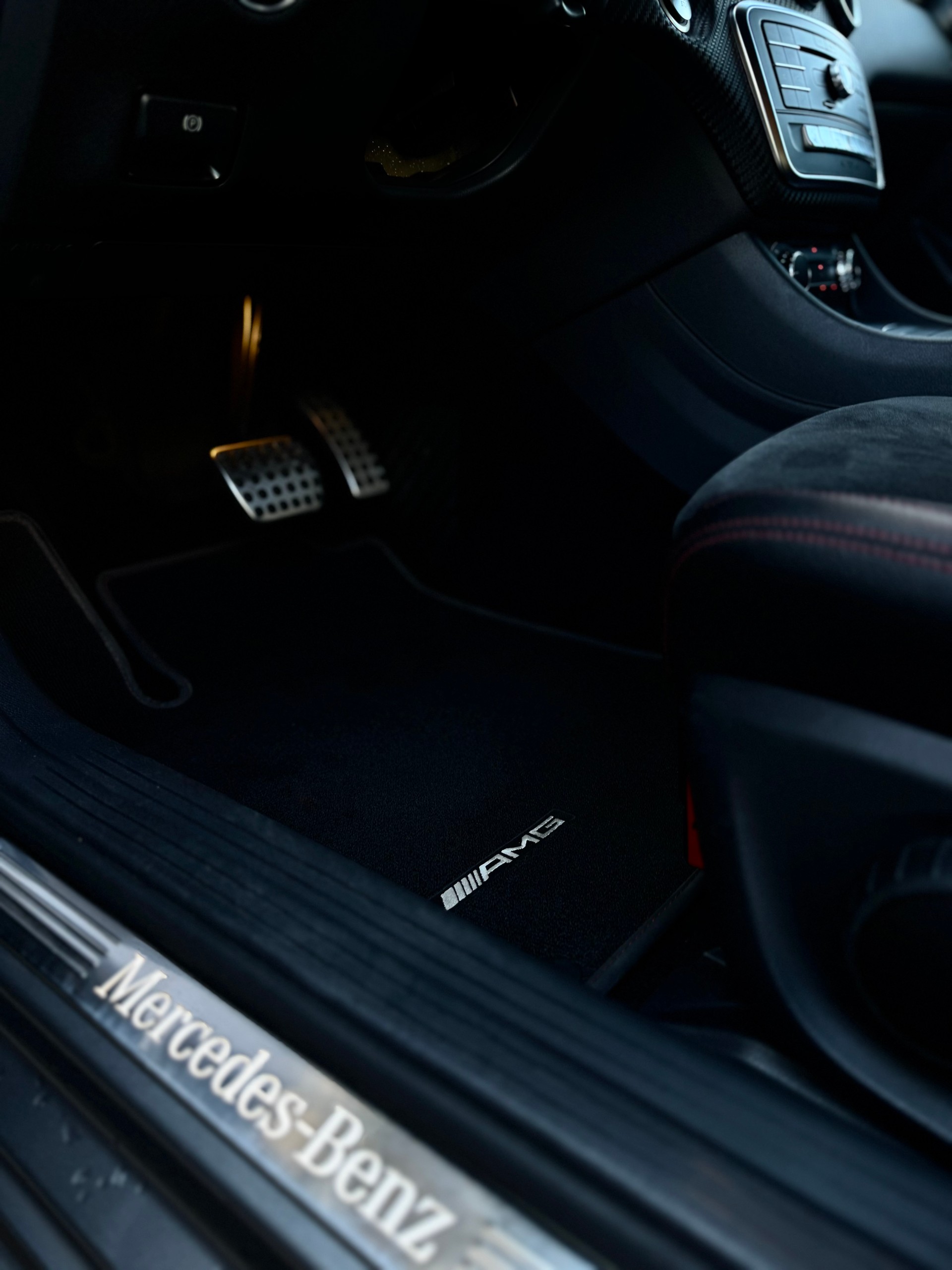MERCEDES-BENZ A 180 AMG Line 7G-DCT / ab MFK bei Verkauf-image-9
