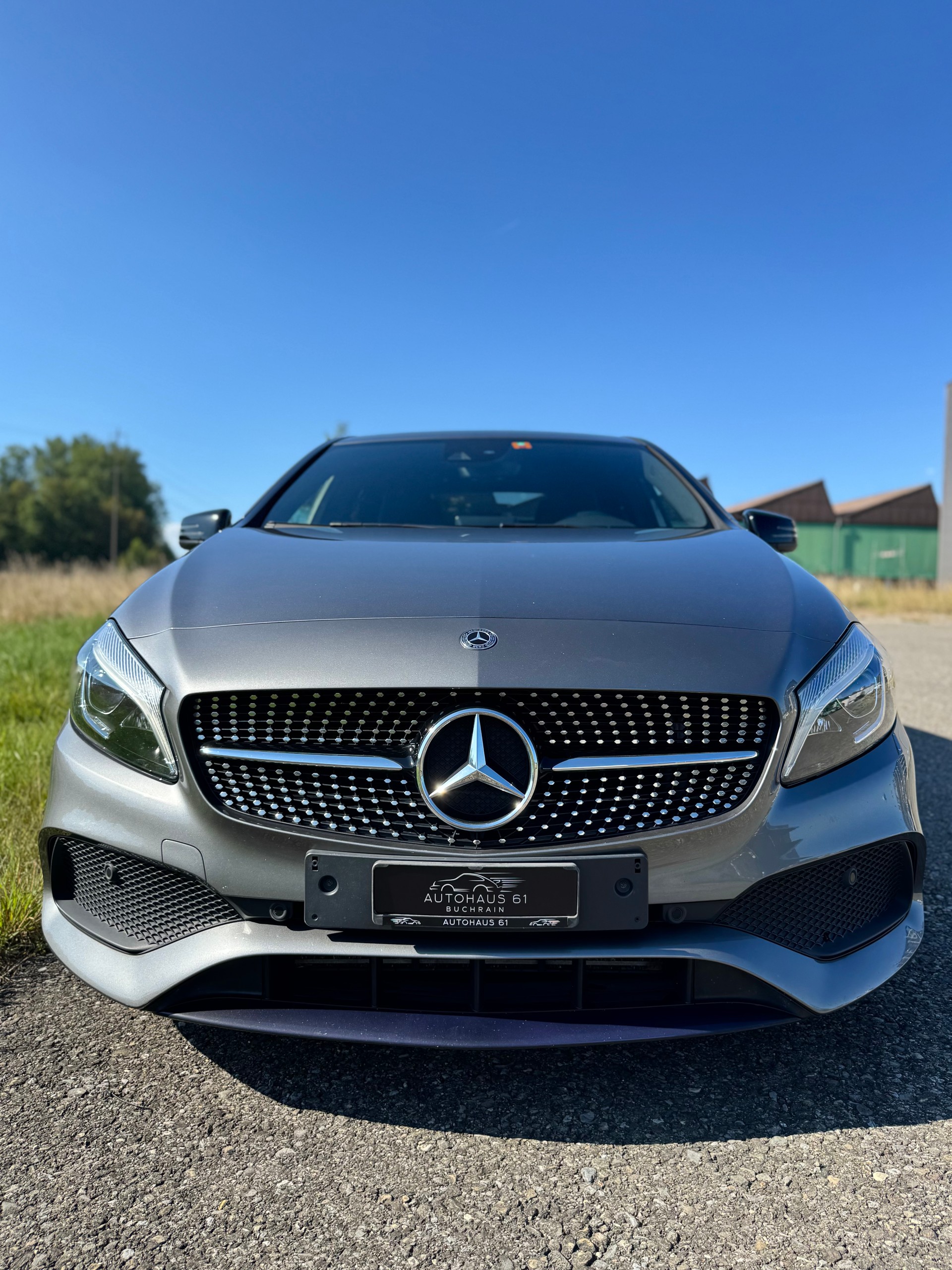 MERCEDES-BENZ A 180 AMG Line 7G-DCT / ab MFK bei Verkauf-image-4