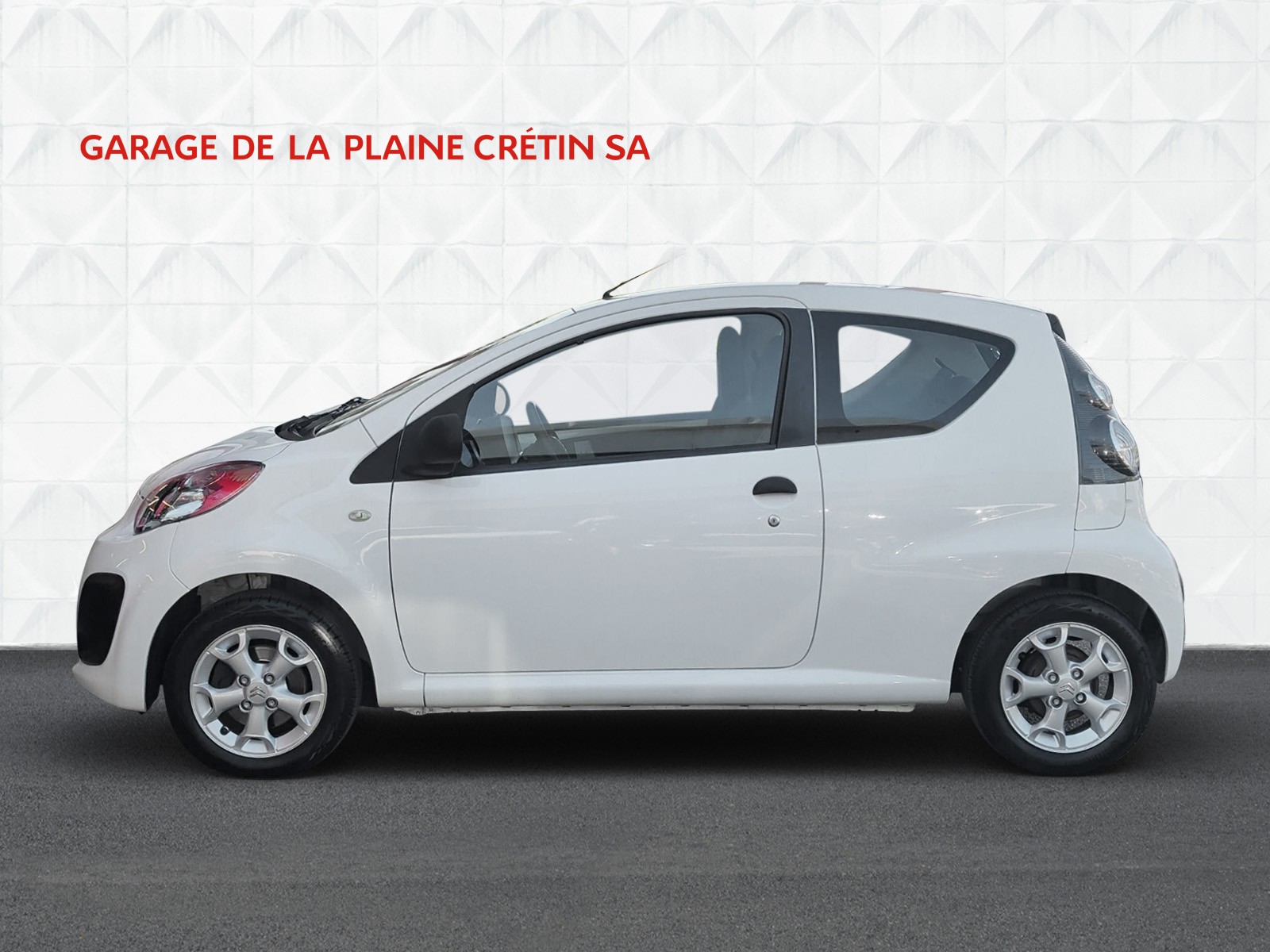 CITROEN C1 1.0i Attraction-image-1