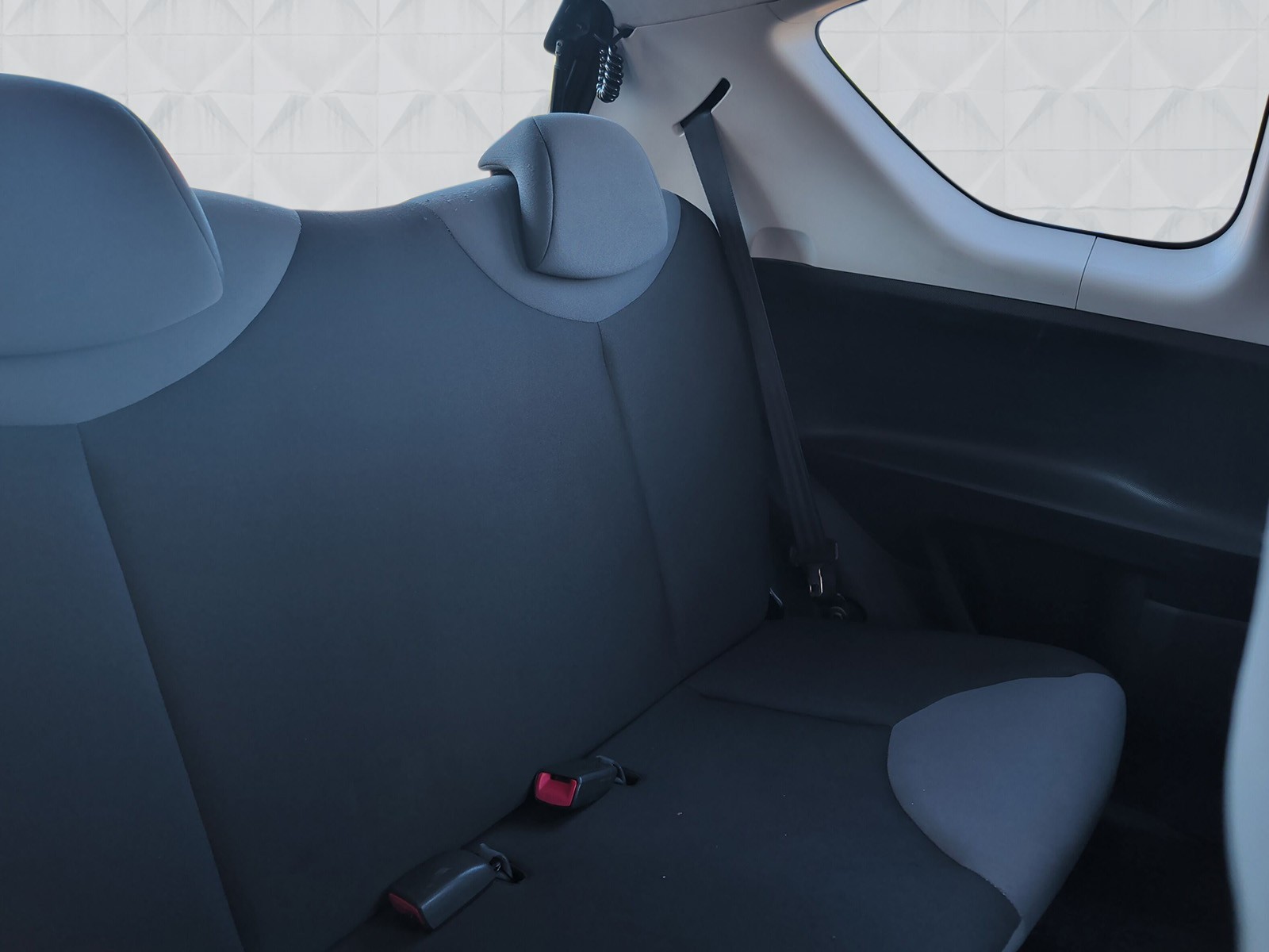 CITROEN C1 1.0i Attraction-image-11