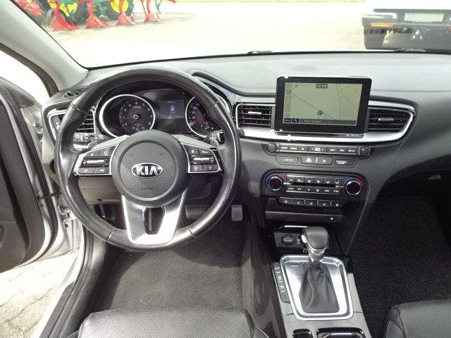 KIA Ceed Sportswagon 1.4 T-GDi Style DCT-image-8
