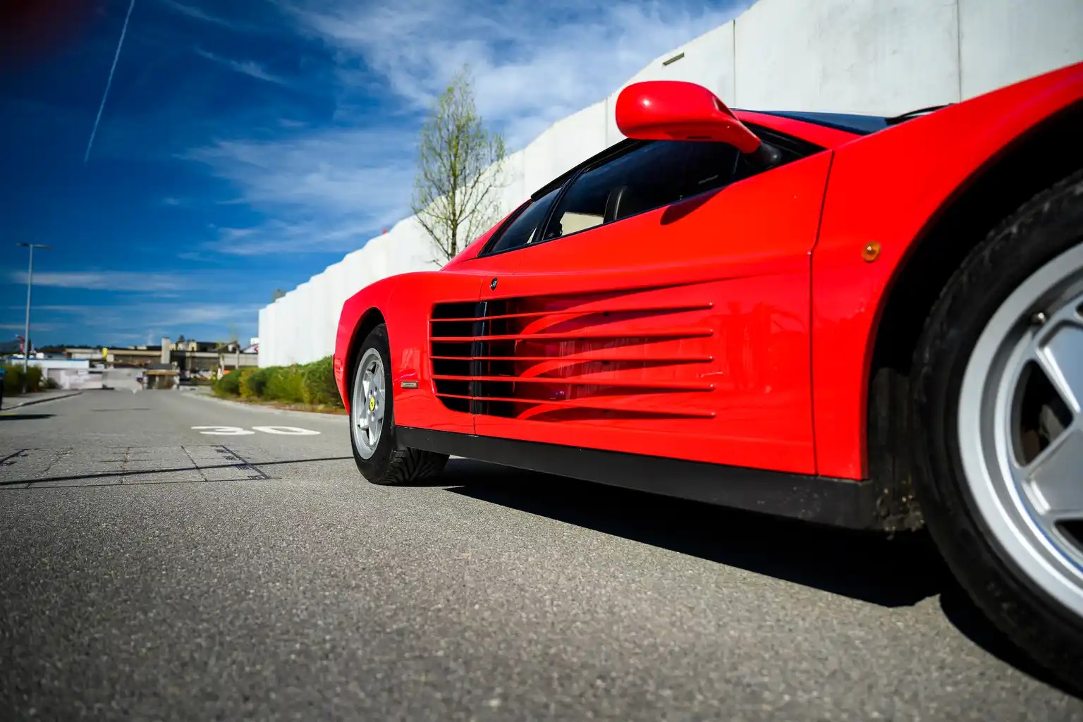 FERRARI Testarossa-image-4
