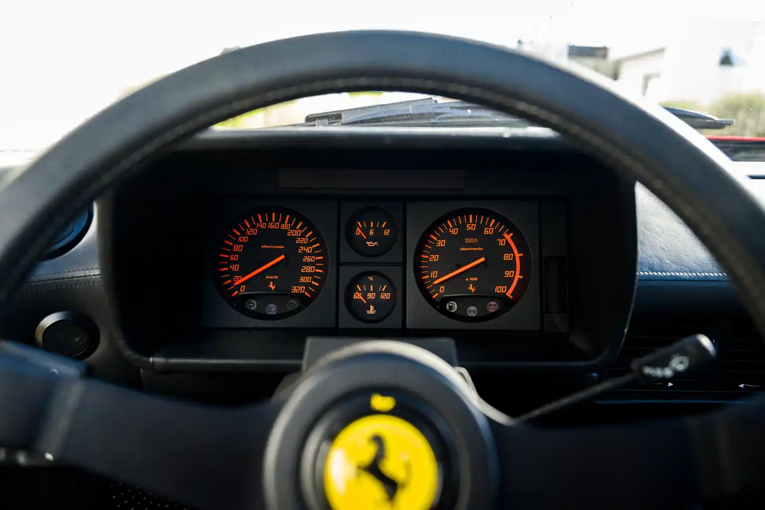 FERRARI Testarossa-image-10
