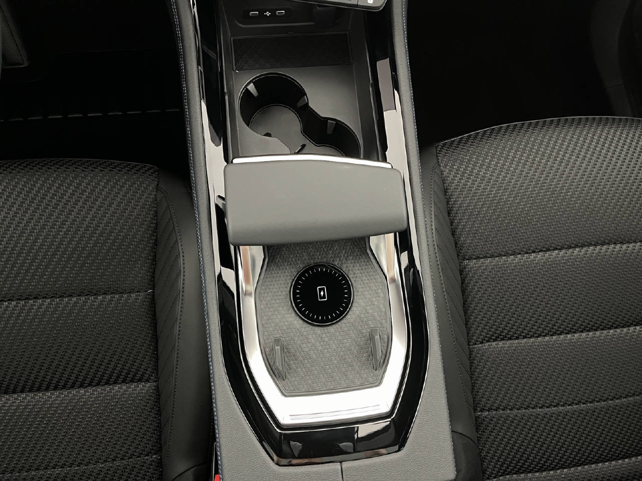 RENAULT Austral 1.2 E-Tech esprit Alpine-image-12