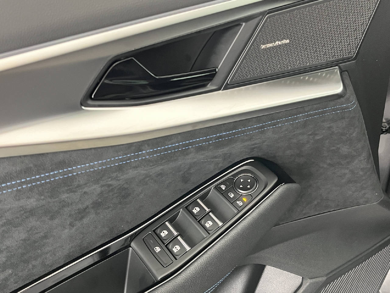 RENAULT Austral 1.2 E-Tech esprit Alpine-image-13