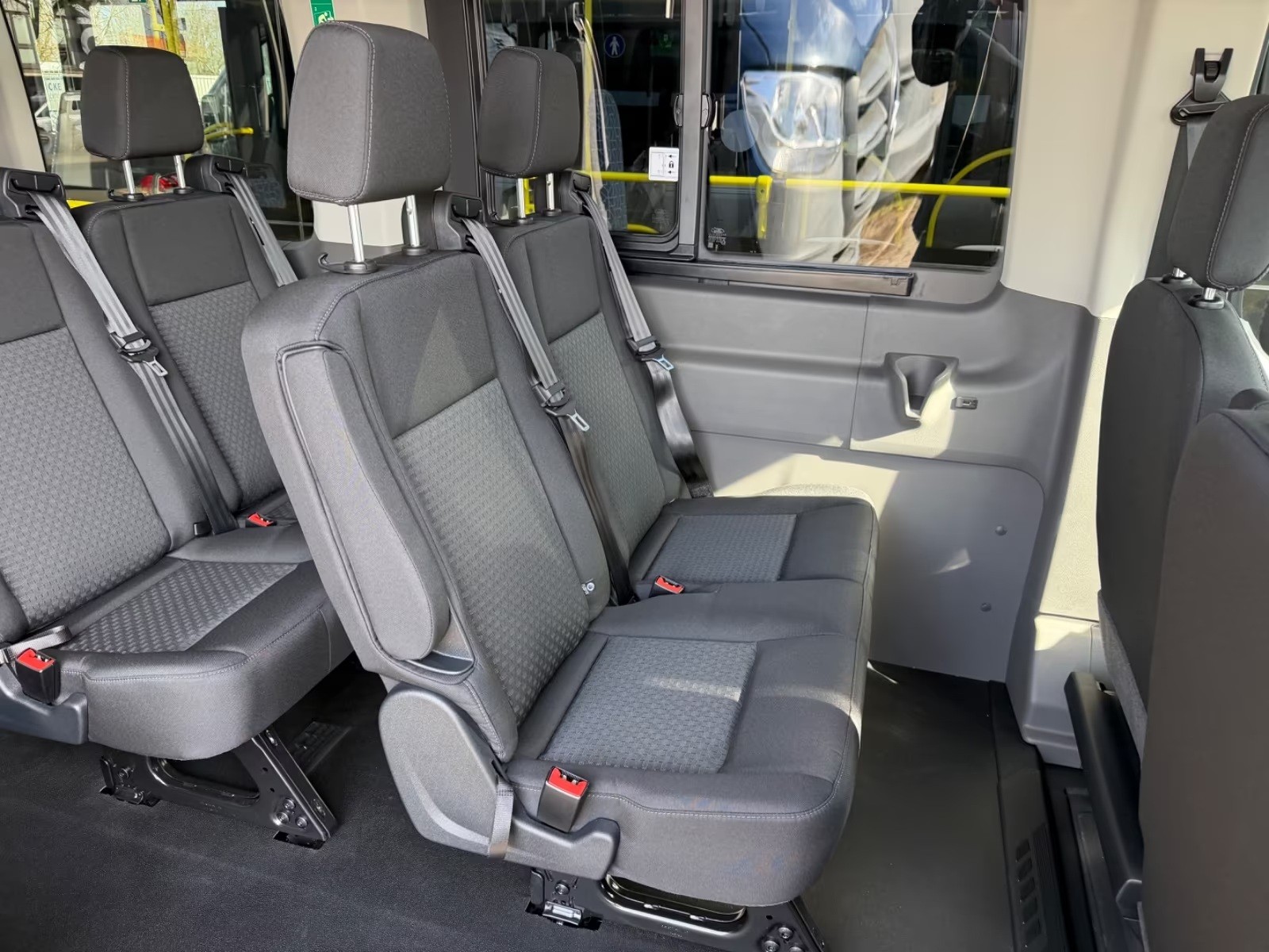 FORD Ford Transit 460 18 Sitzer Klima Kamera Tempomat-image-9