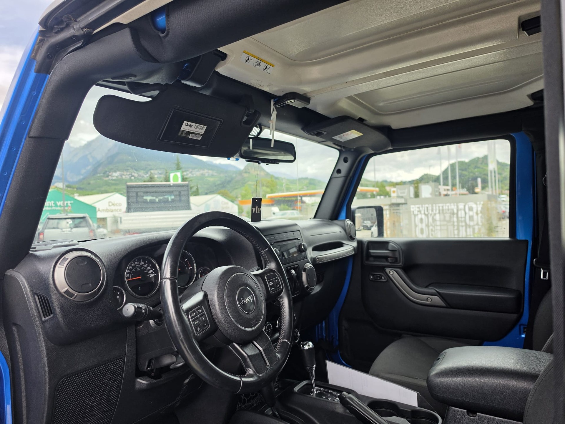 JEEP Wrangler 2.8 CRD Rubicon Recon Automatic hardtop-image-4