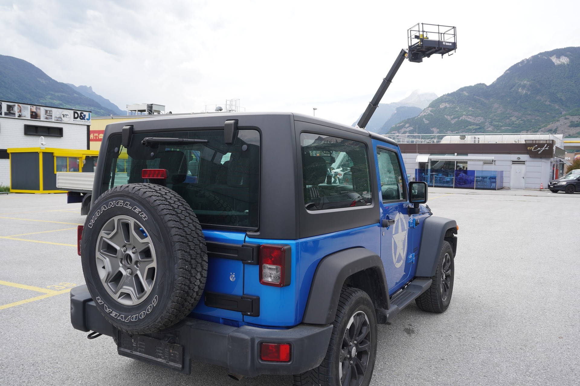 JEEP Wrangler 2.8 CRD Rubicon Recon Automatic hardtop-showroom-element-2