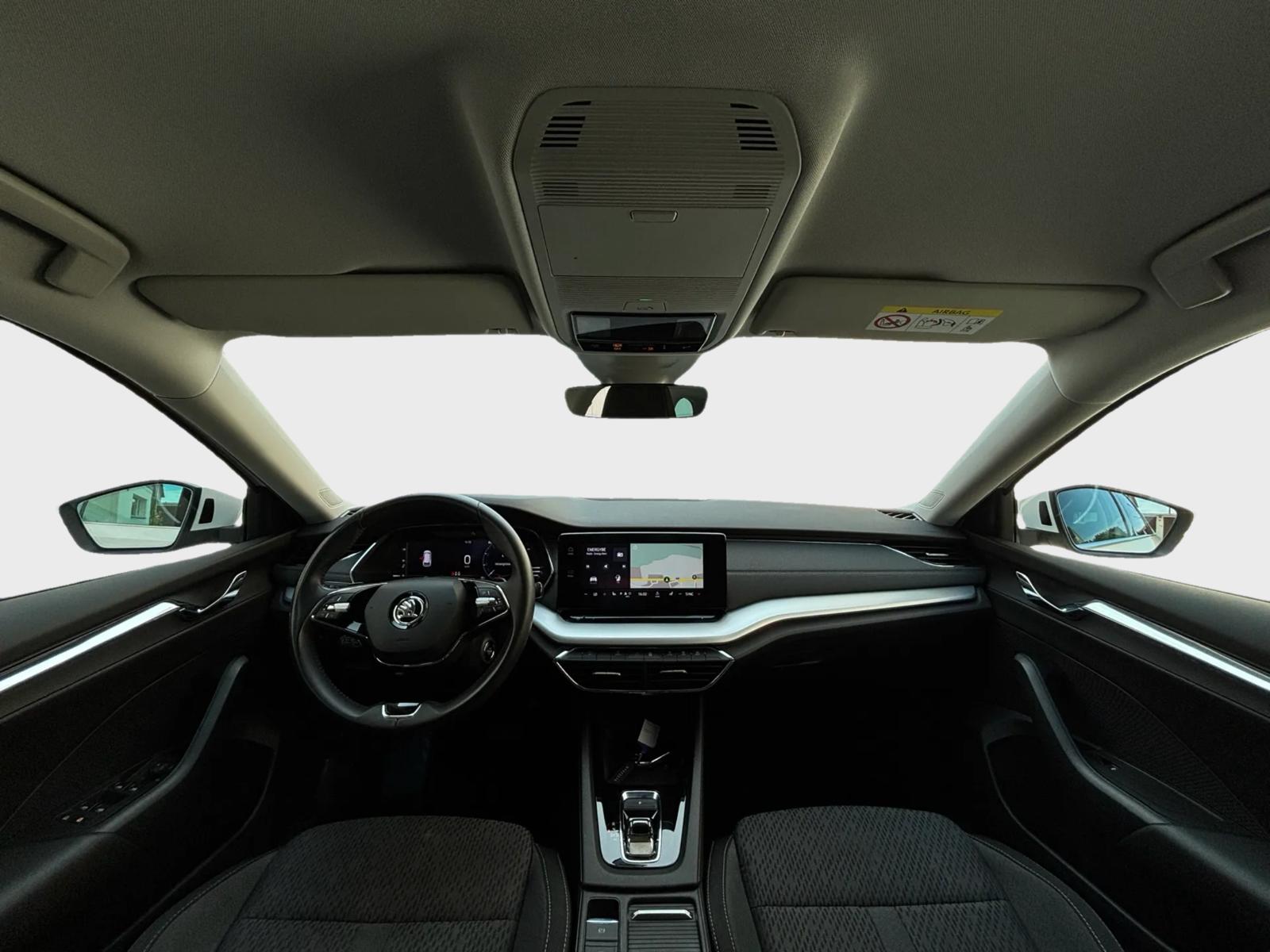 SKODA Octavia Combi 2.0 TDI DSG Ambition-image-7