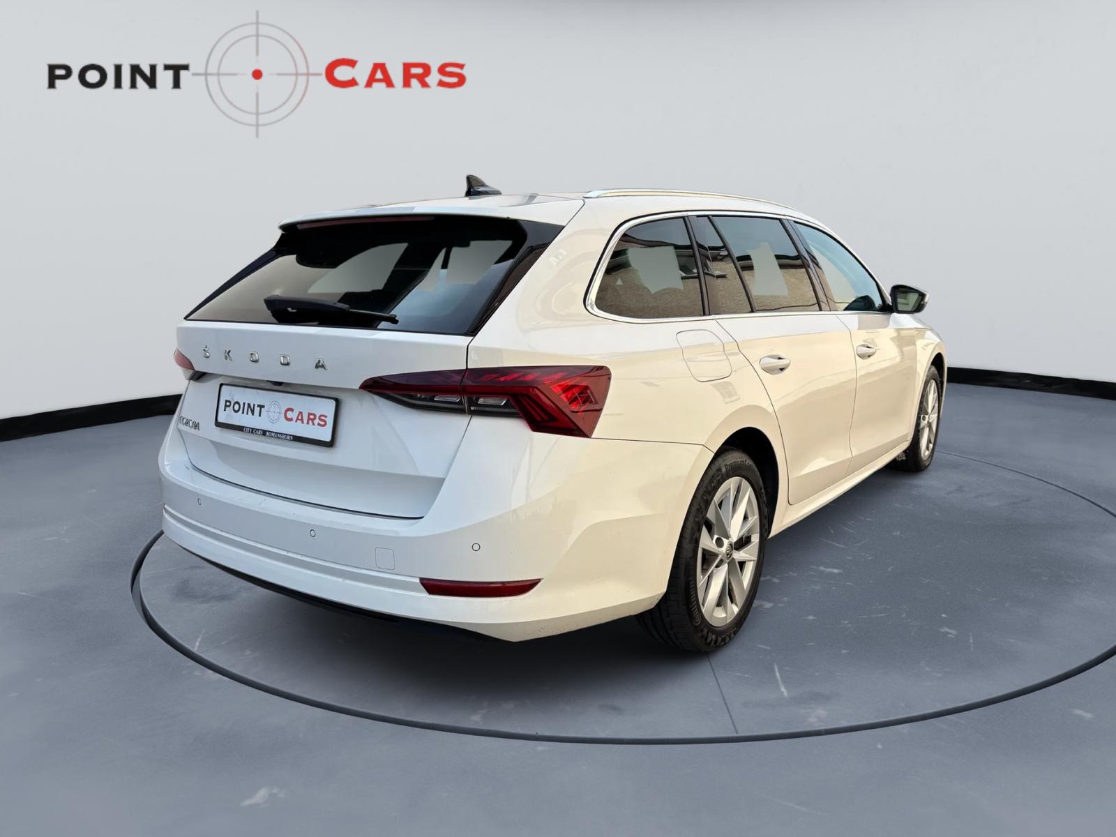 SKODA Octavia Combi 2.0 TDI DSG Ambition-image-4