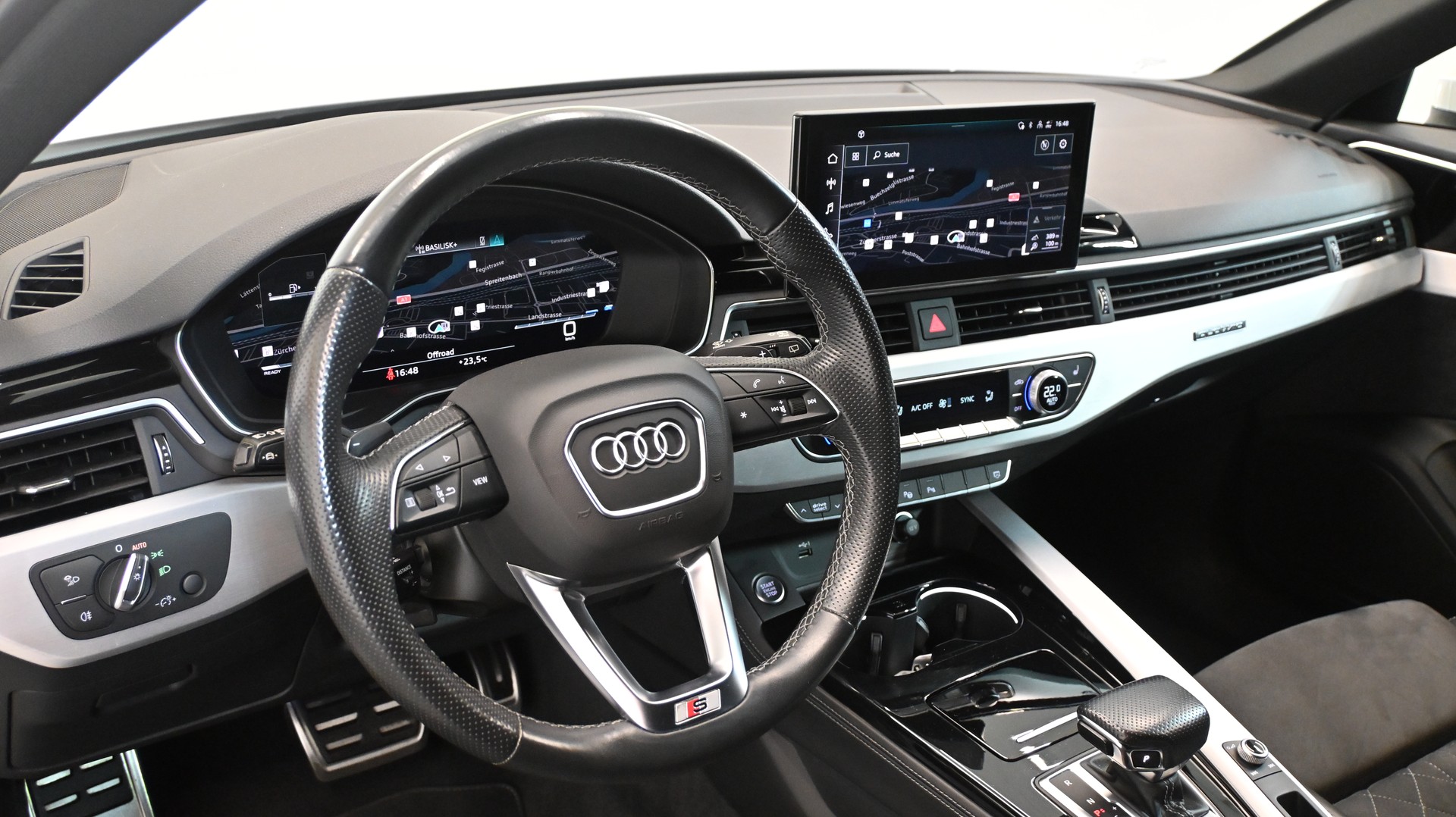 AUDI A4 Avant 40 TDI S-LINE SPORTPAKET PLUS Attraction quattro S-tronic-image-2