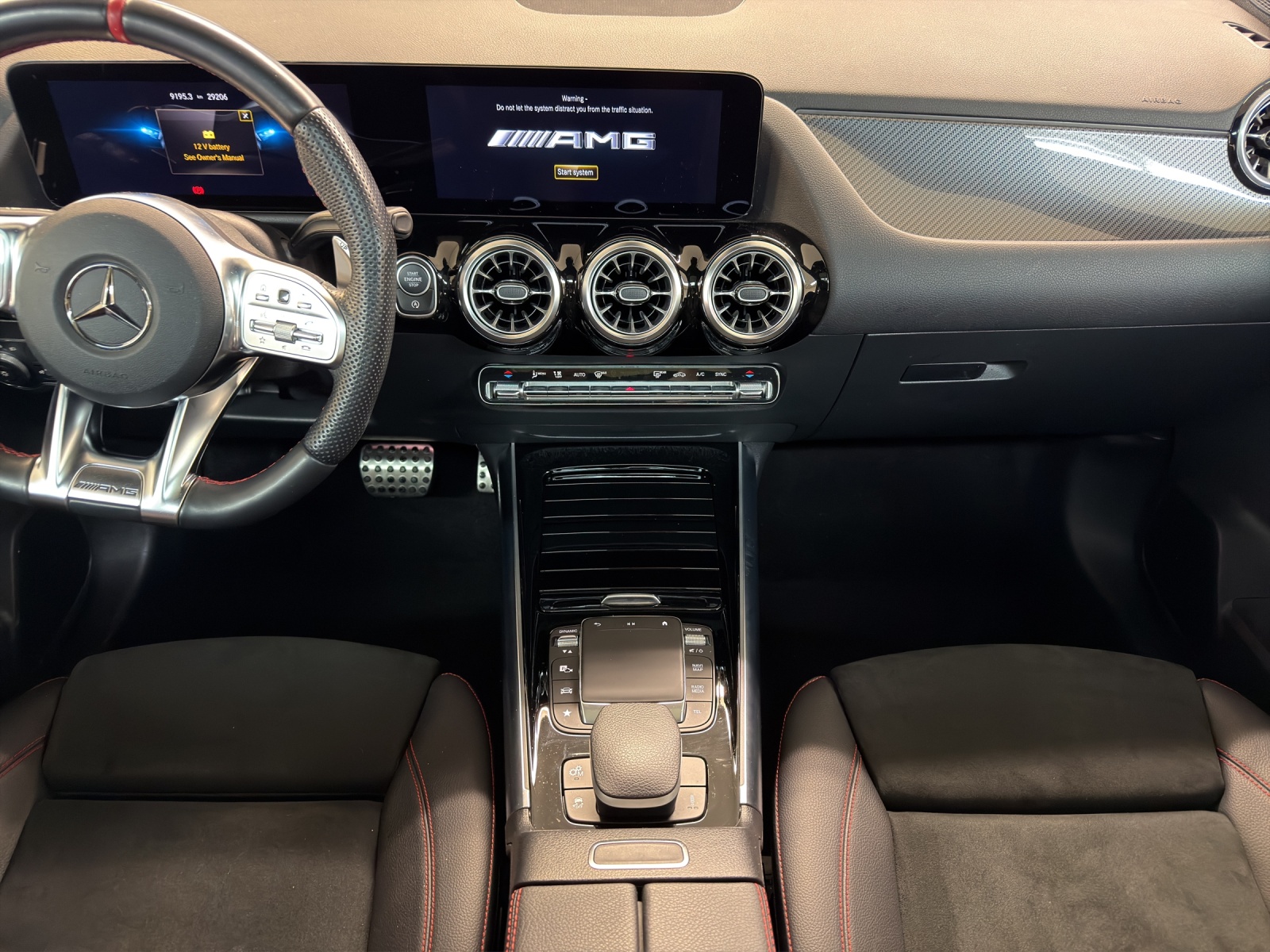 MERCEDES-BENZ GLA 35 AMG 4Matic-image-11