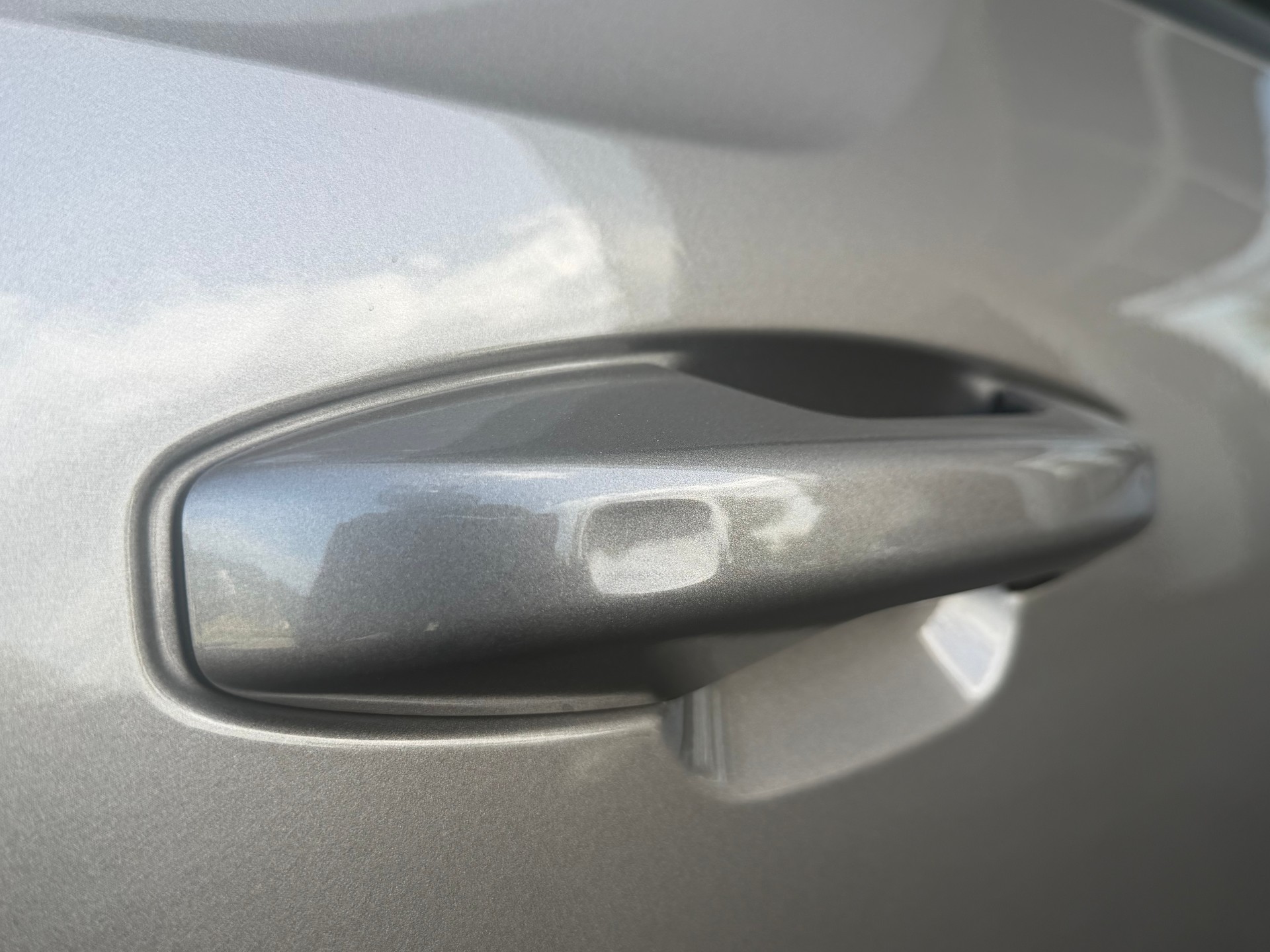 VOLVO XC40 T3 Momentum Geartronic-image-9
