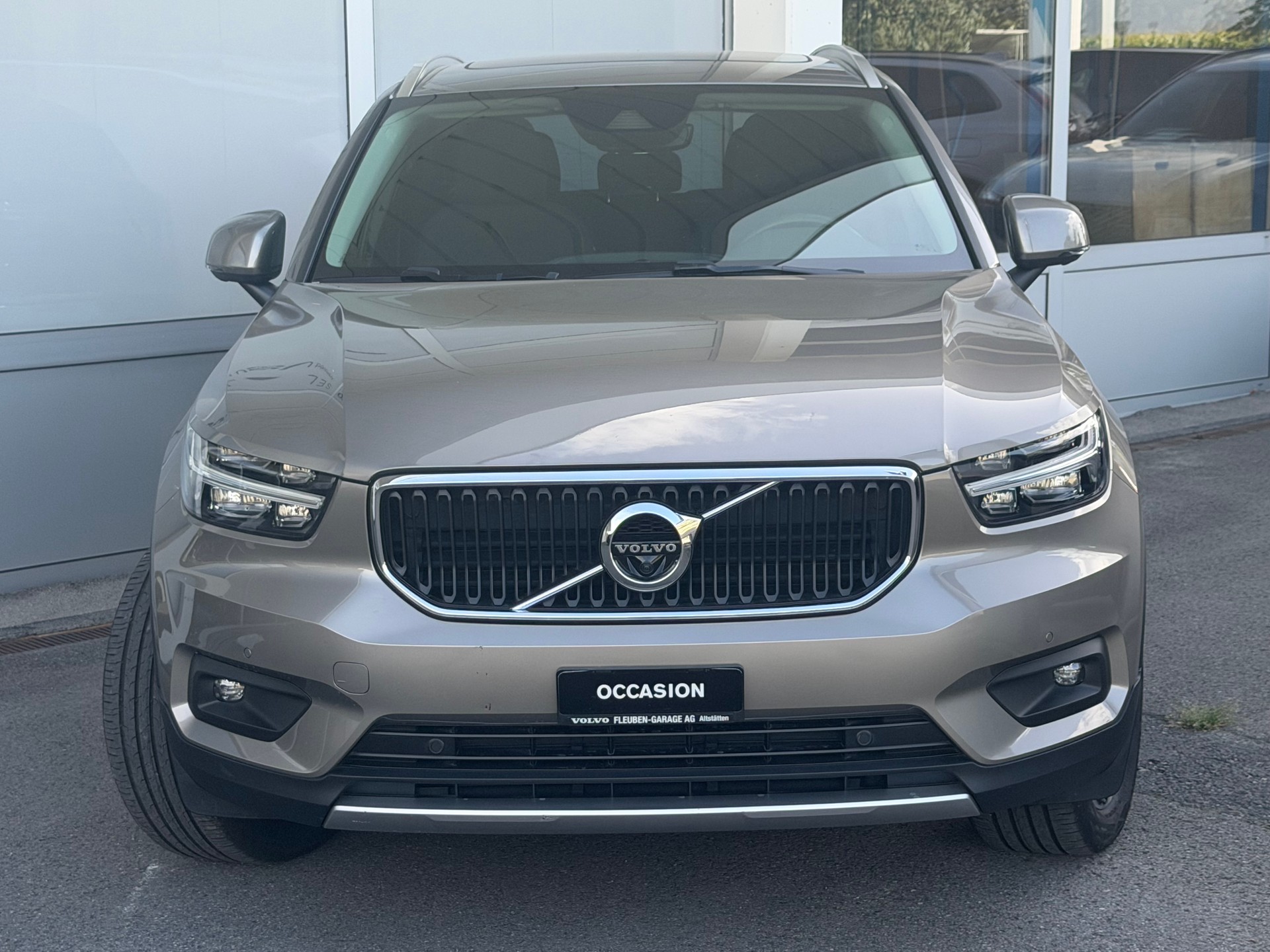 VOLVO XC40 T3 Momentum Geartronic-image-22