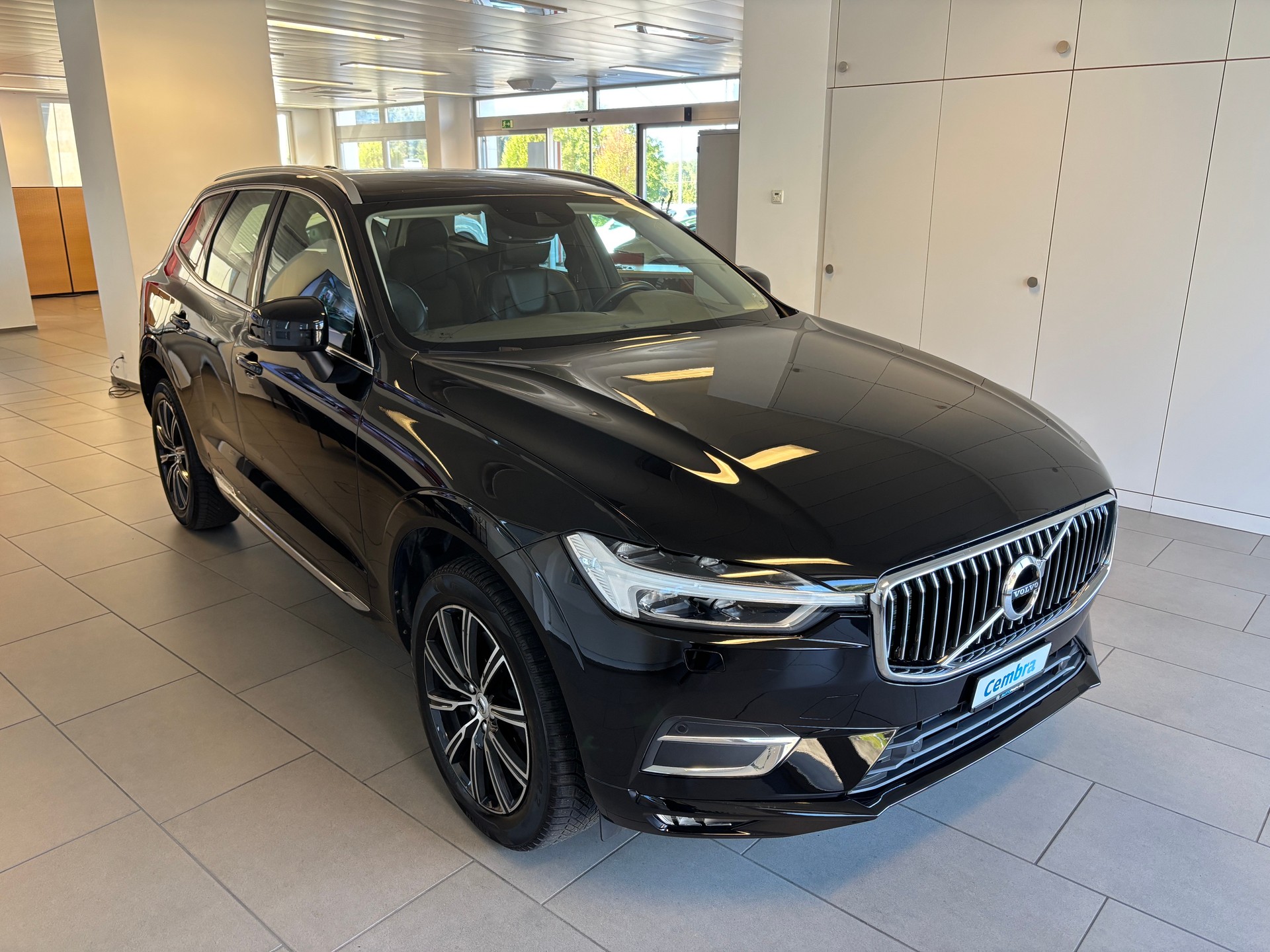 VOLVO XC60 D4 AWD Inscription Geartronic-image-1