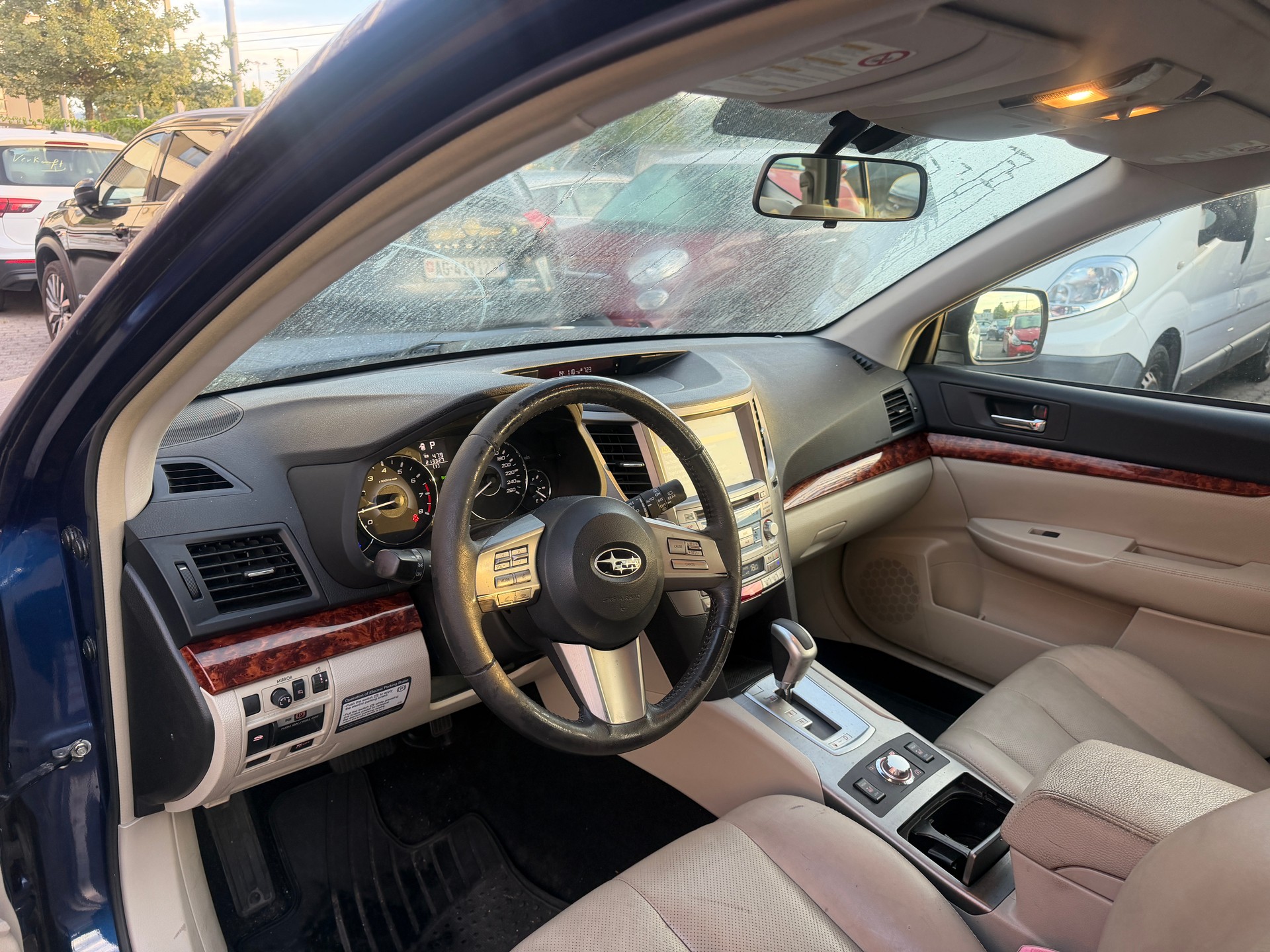 SUBARU Outback 3.6R Executive AWD Automatic-image-9