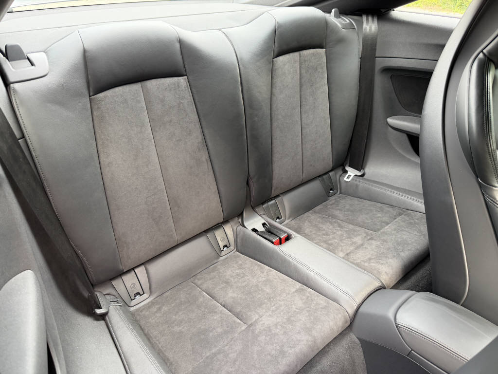 AUDI TT Coupé 1.8 TFSI-image-12