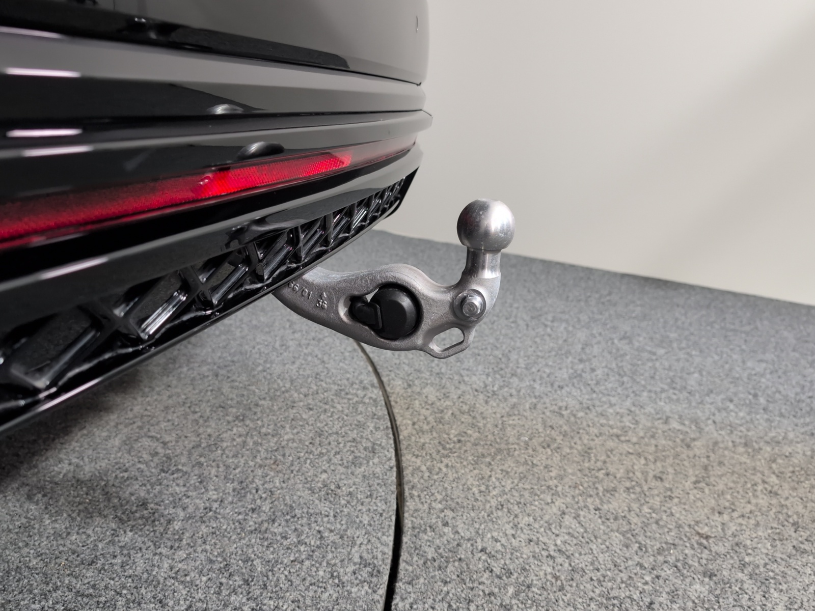 VW Touareg 3.0 TSI eHybrid United Tiptronic-image-15