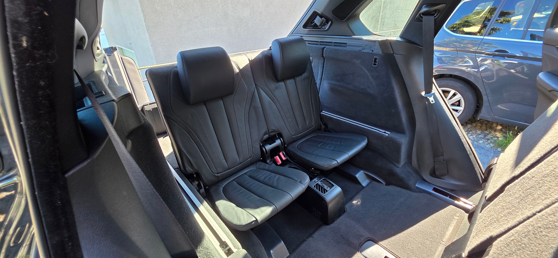 BMW X5-image-13