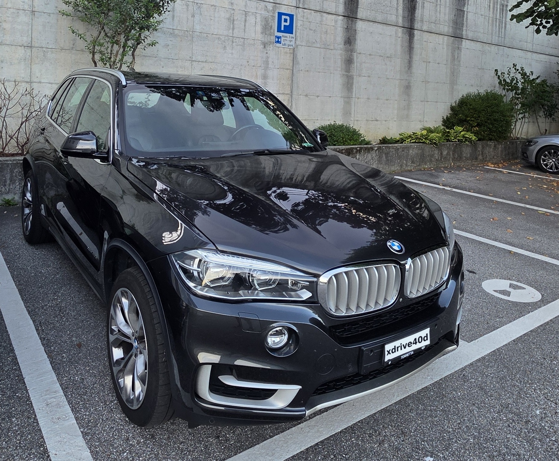BMW X5-image-1