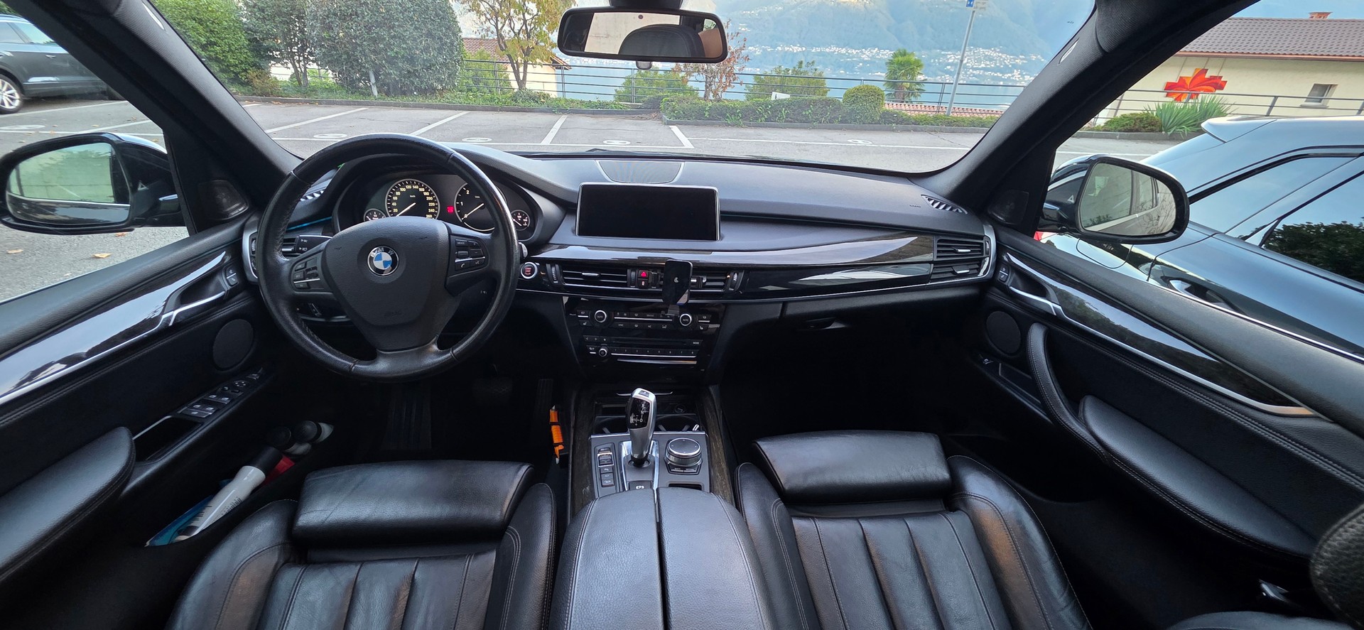 BMW X5-image-7