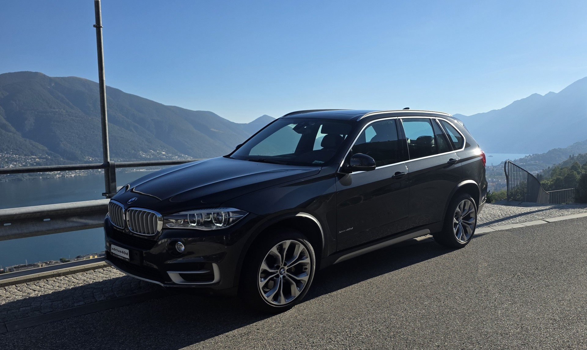 BMW X5-image-0