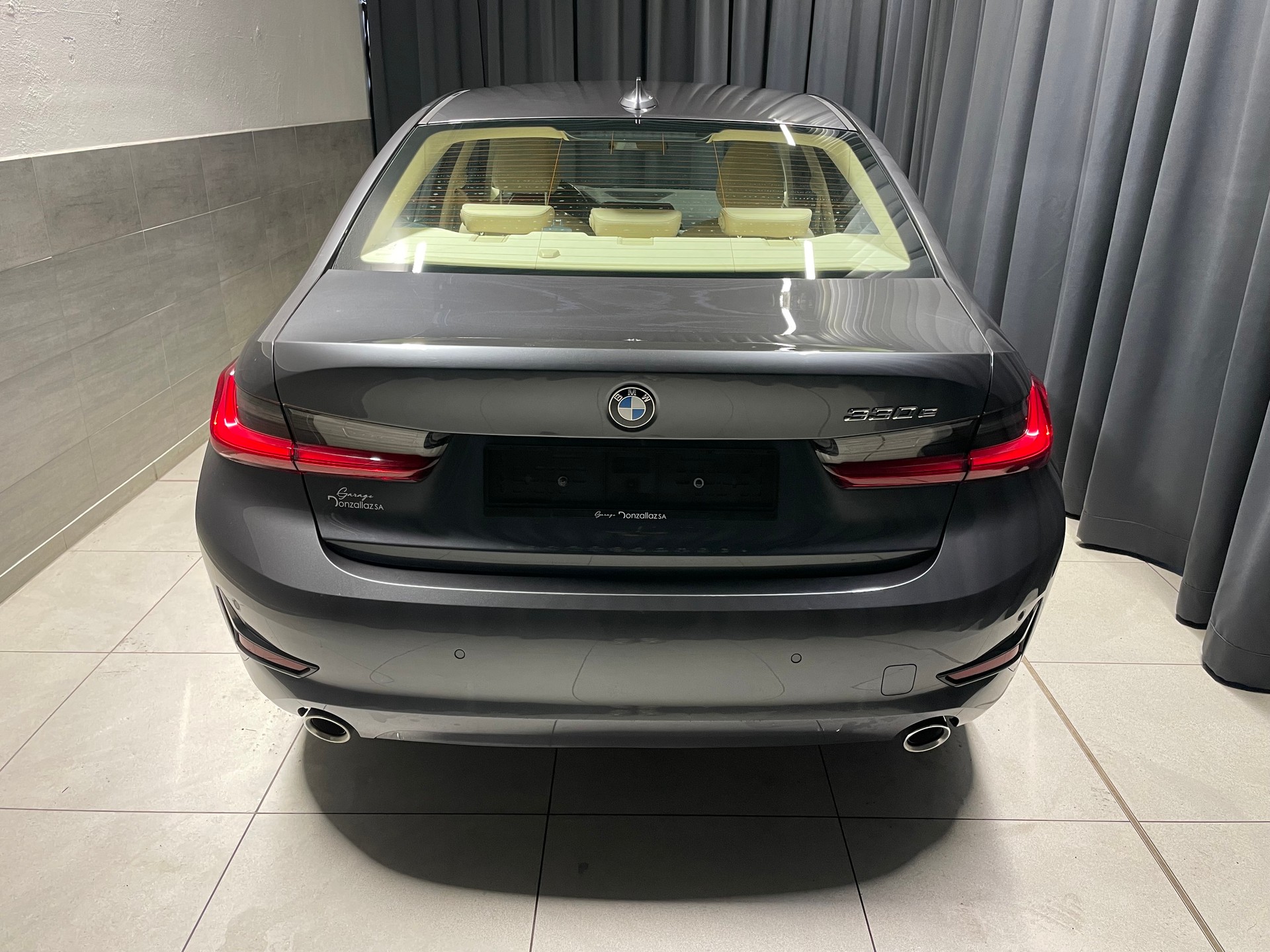 BMW 330e xDrive Steptronic (62)-image-4